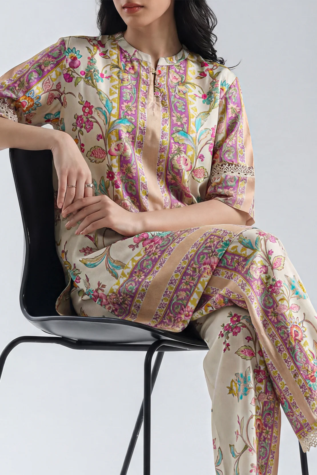 Printed Arabic Lawn Stitched 2 Piece (Shirt/Trouser) - Image 2