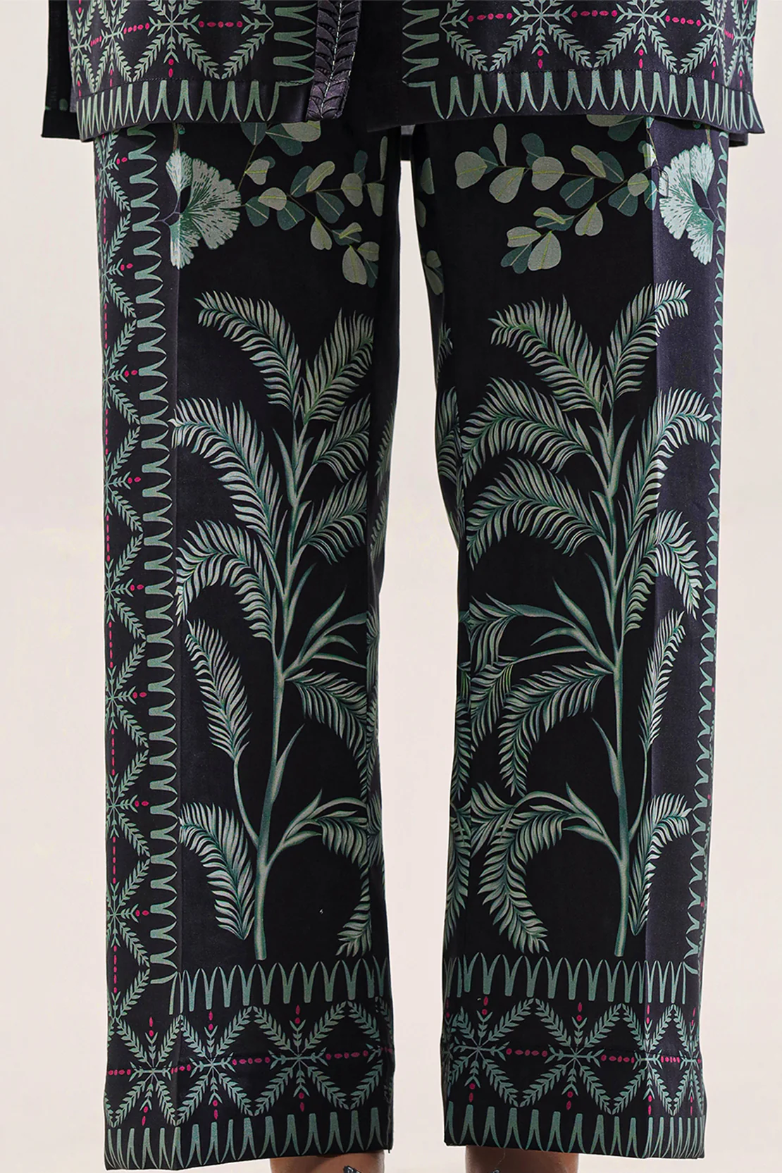 Printed Arabic Lawn Stitched 2 Piece (Shirt/Trouser) - Image 5