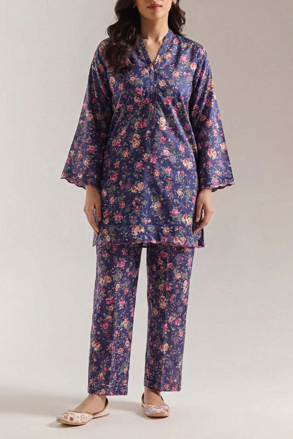 Printed Arabic Lawn Stitched 2 Piece (Shirt/Trouser) - Image 2
