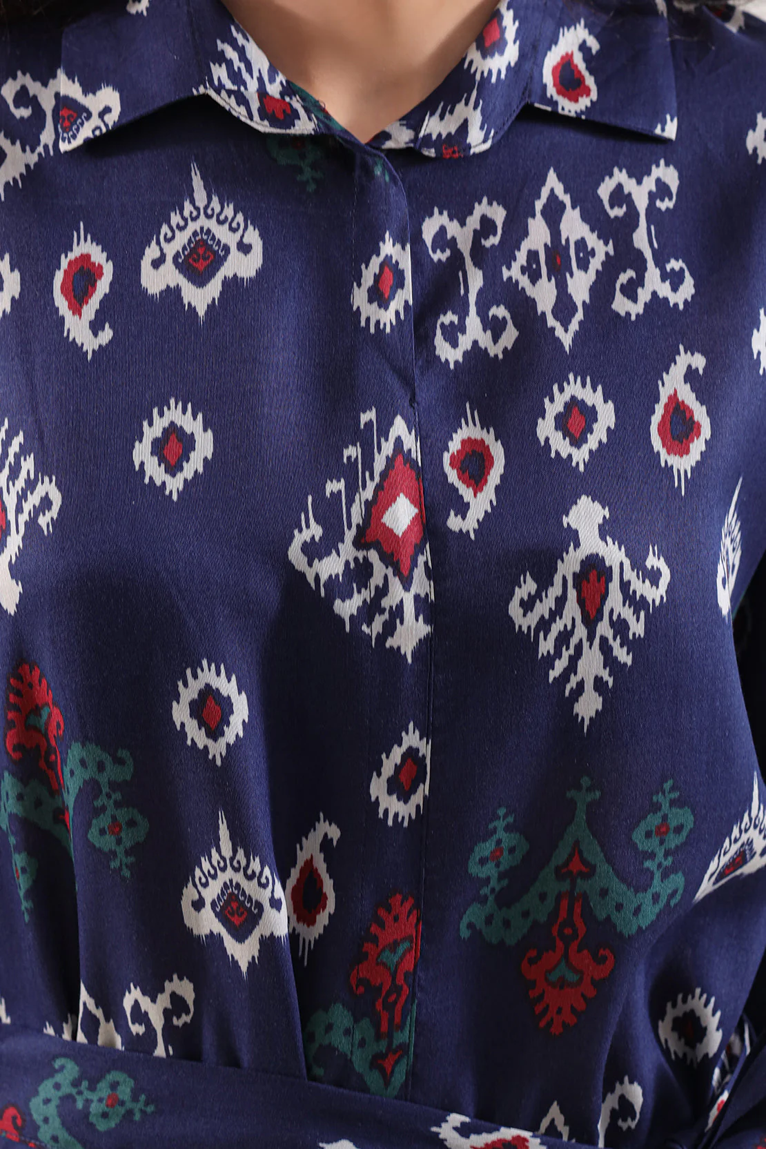 Printed Arabic Lawn Stitched Dress - Image 4