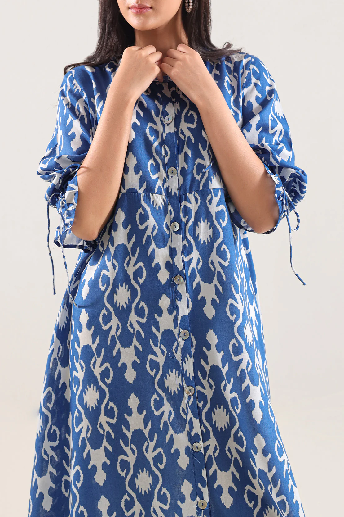 Printed Arabic Lawn Stitched Dress - Image 3