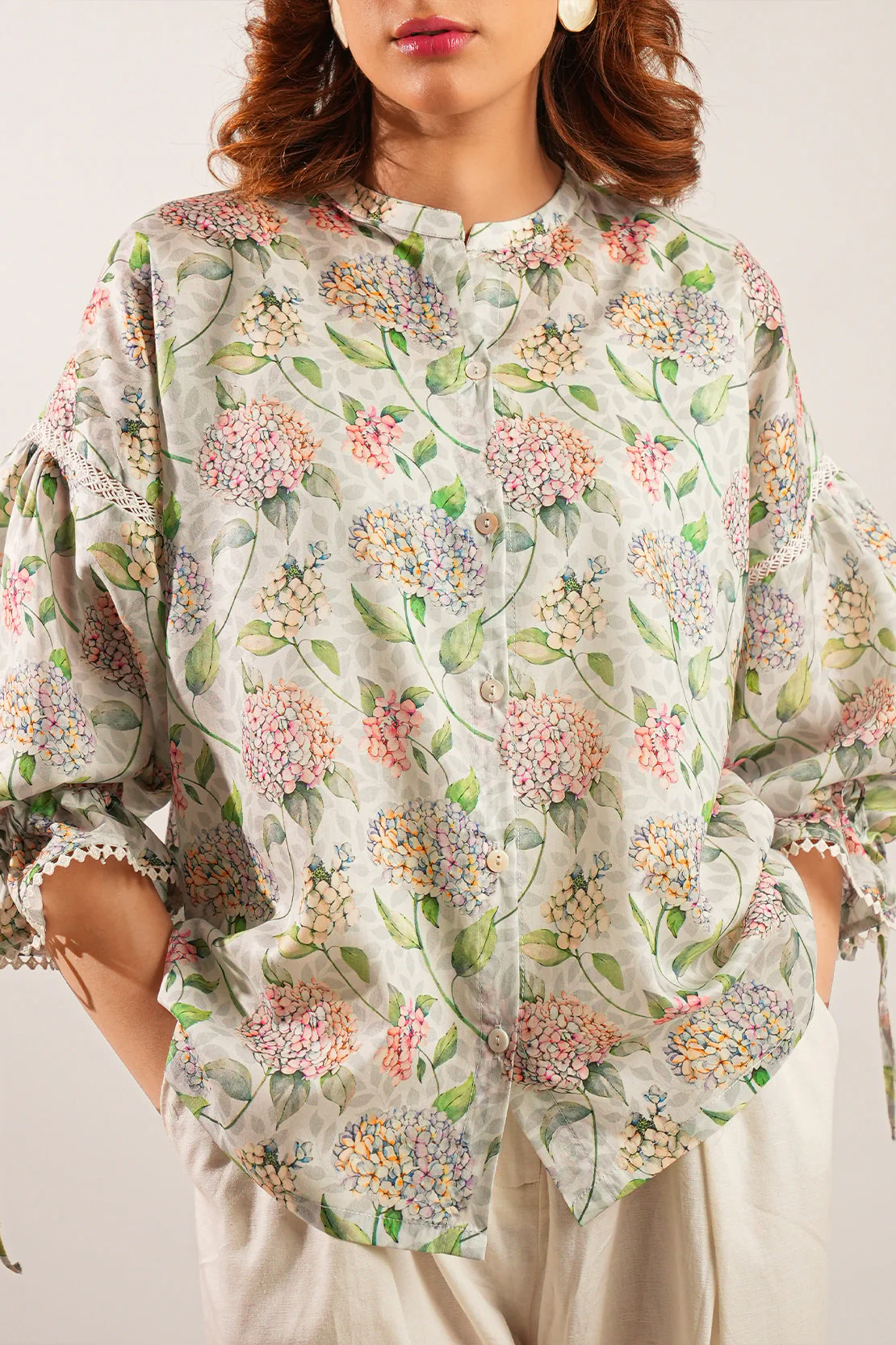 Printed Arabic Lawn Stitched Shirt - Image 3