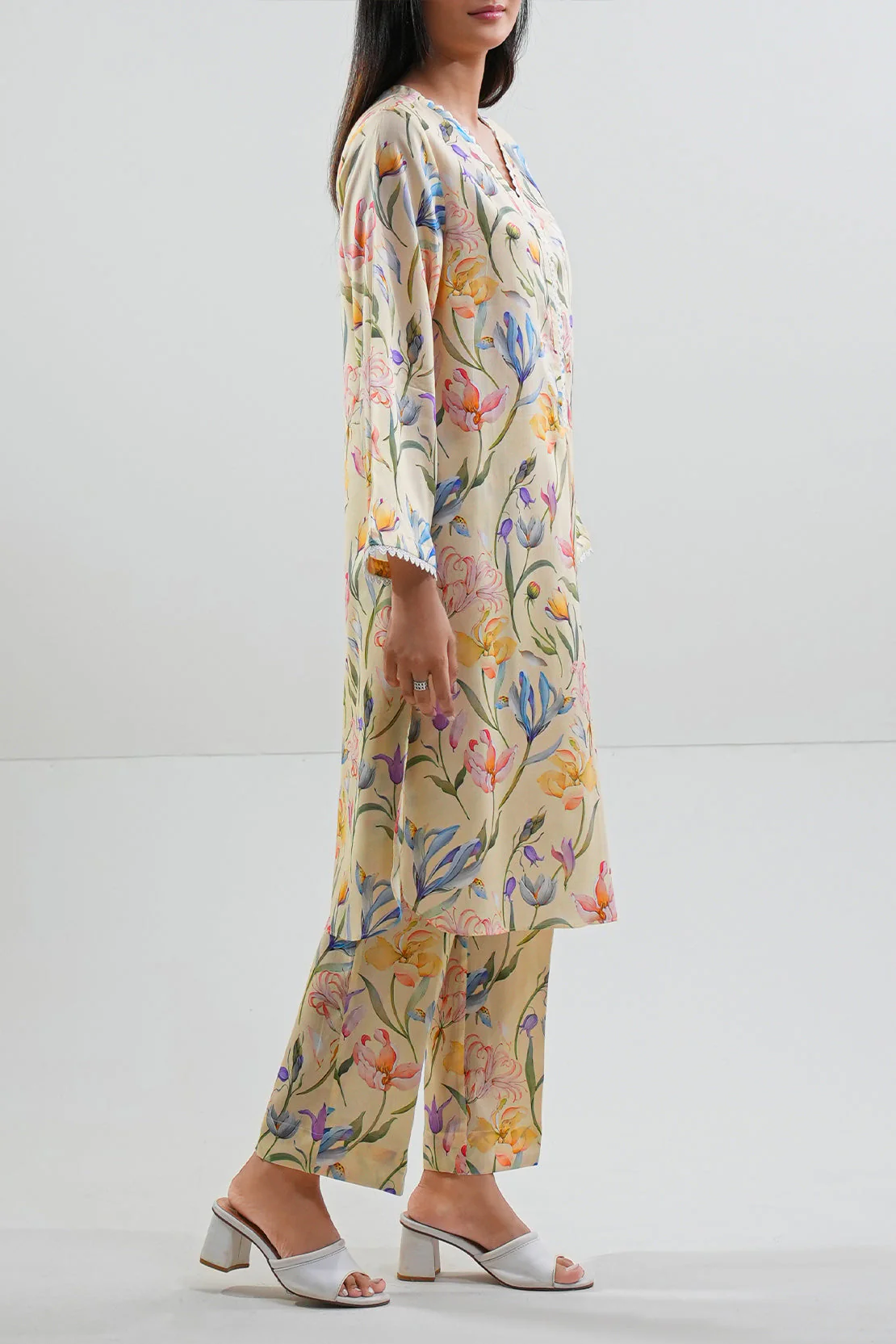 Printed Arabic Lawn Stitched Shirt - Image 2