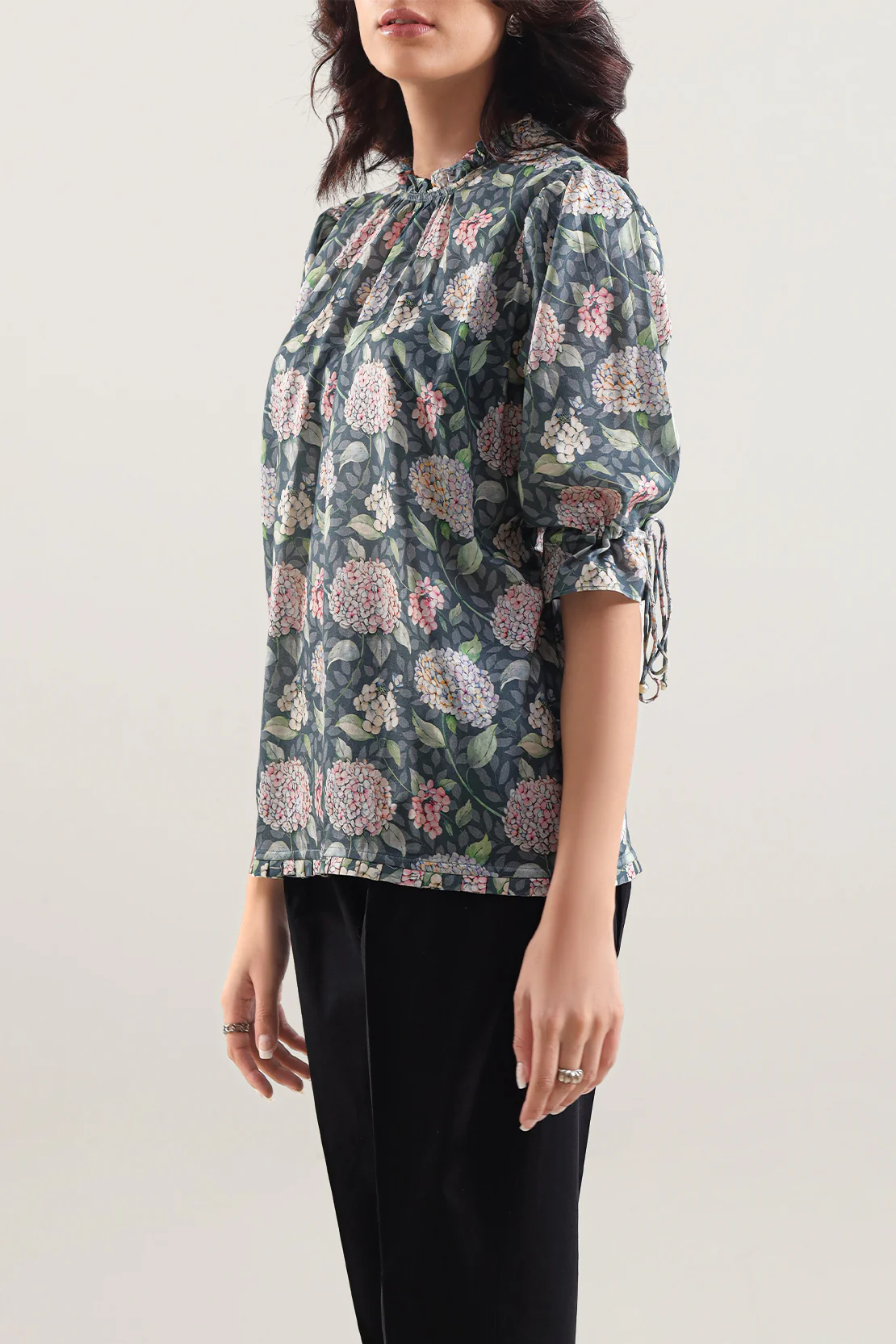 Printed Arabic Lawn Stitched Shirt - Image 3