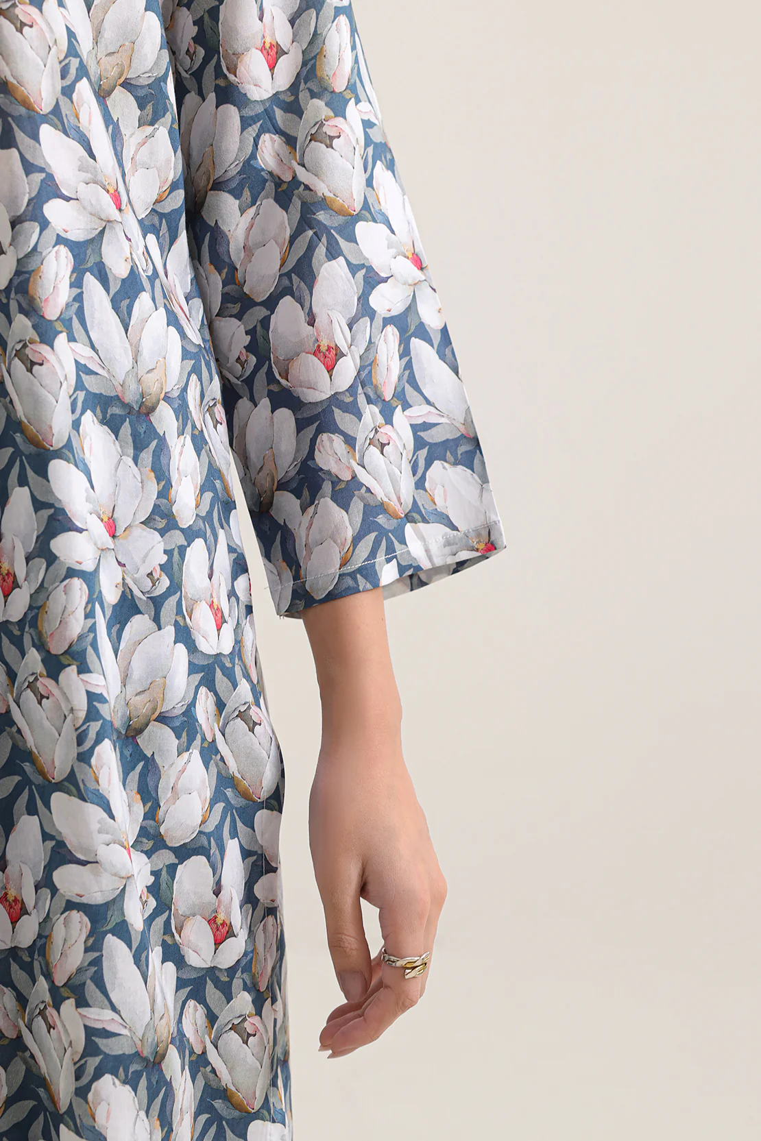 Printed Arabic Lawn Stitched Shirt - Image 5