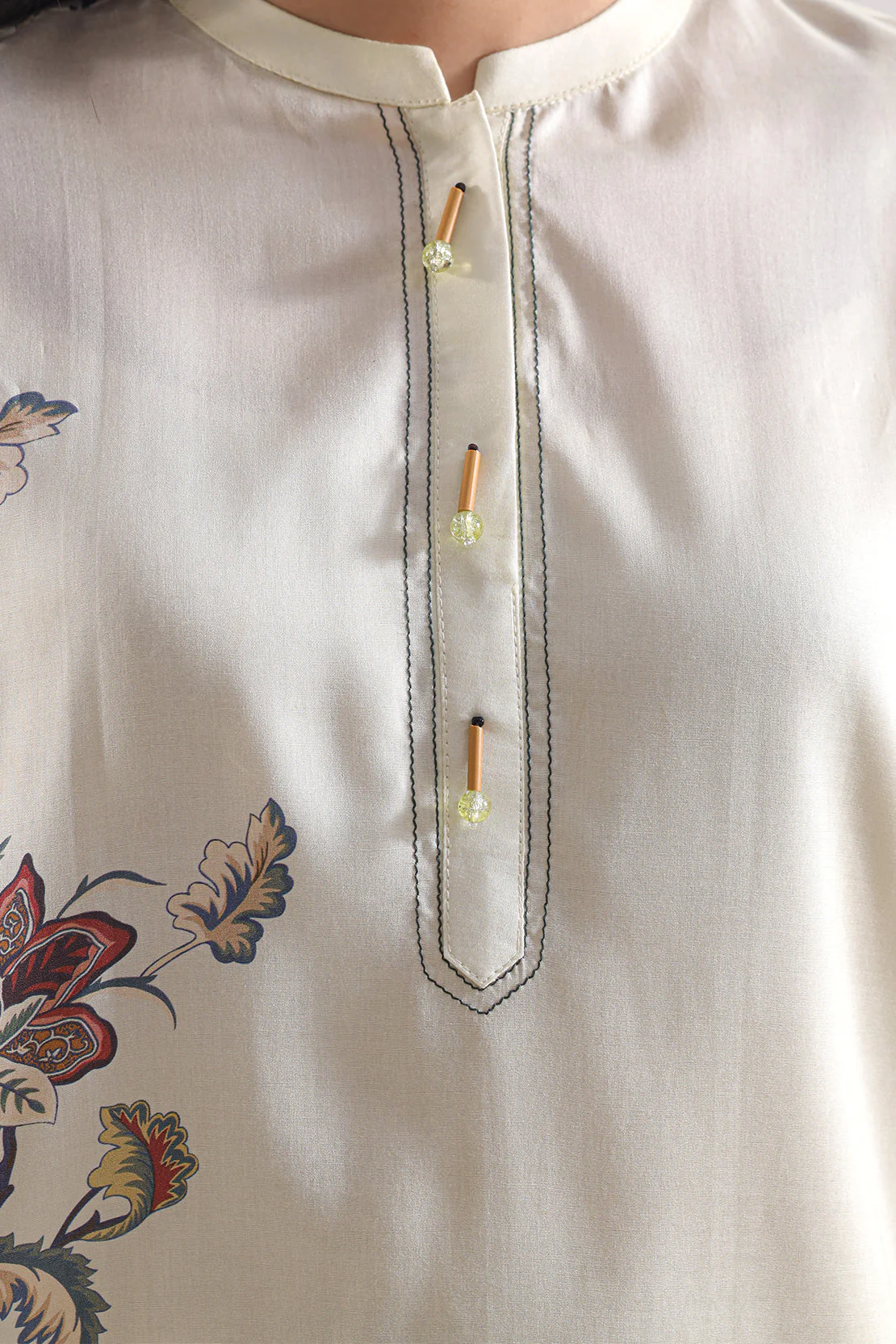 Printed Arabic Lawn Stitched Shirt - Image 3