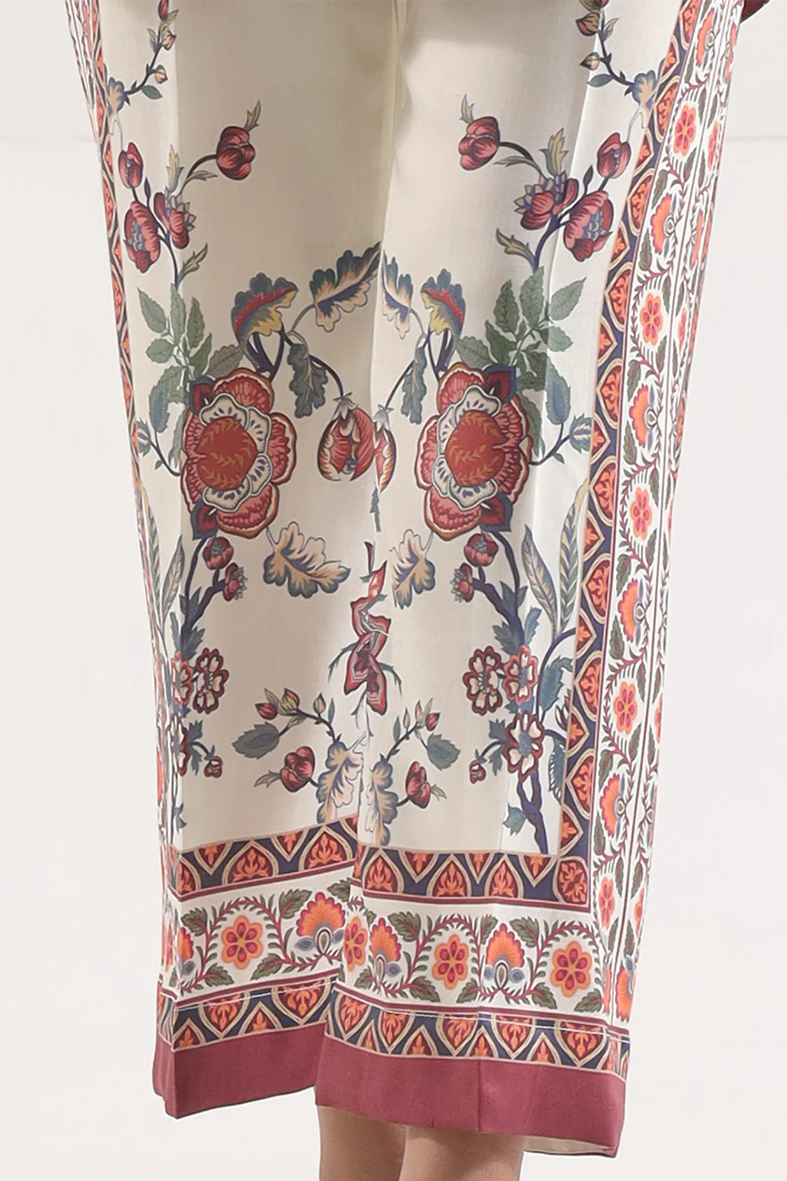Printed Arabic Lawn Stitched Shirt - Image 5