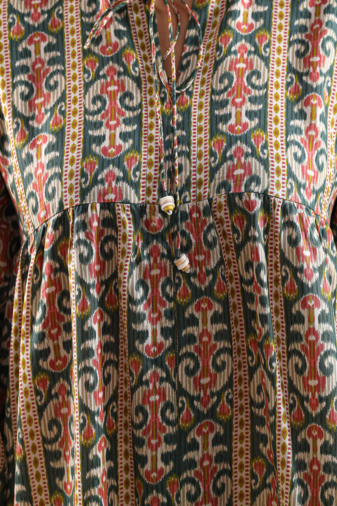 Printed Arabic Lawn Stitched Shirt - Image 4