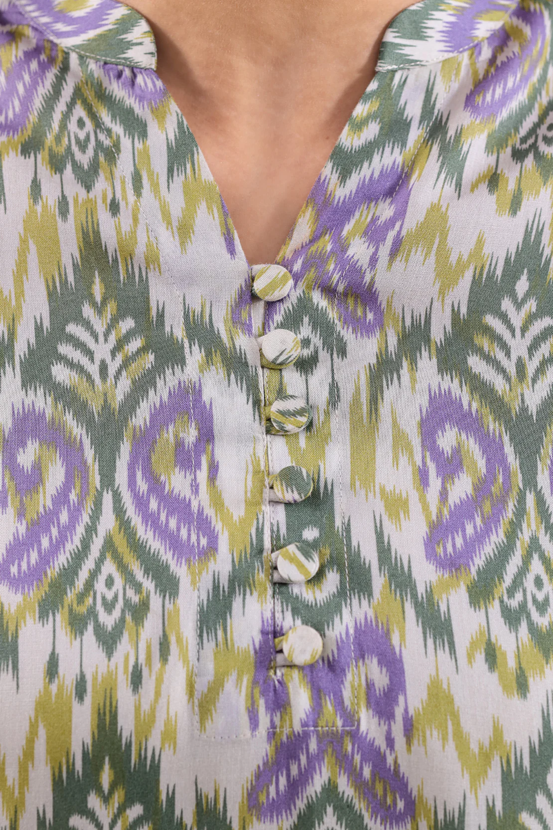Printed Arabic Lawn Stitched Shirt - Image 4
