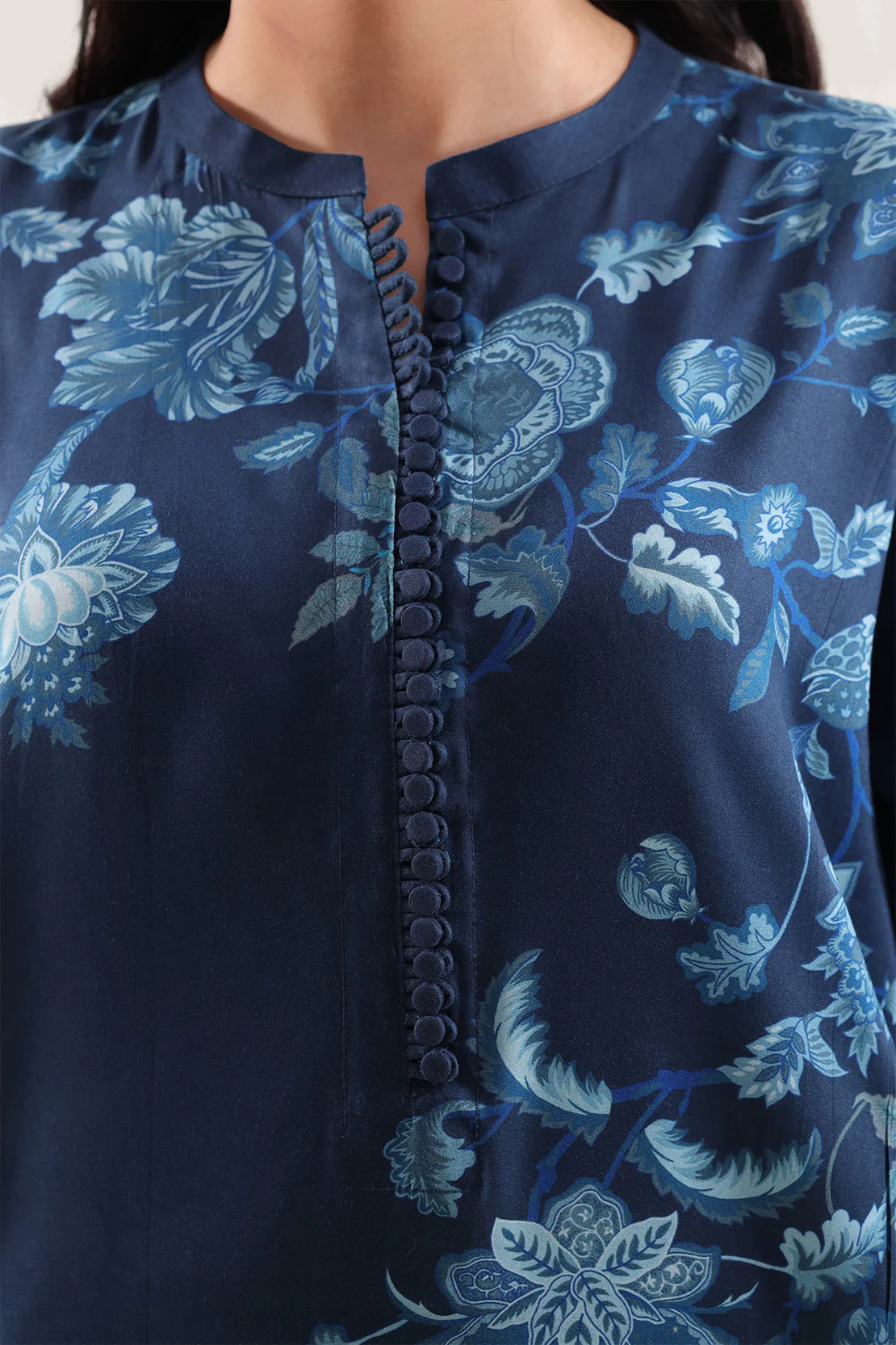 Printed Arabic Lawn Stitched Shirt - Image 4