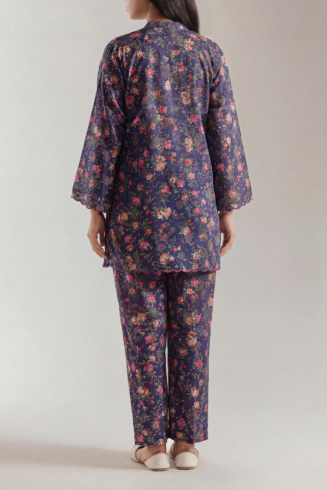 Printed Arabic Lawn Stitched Shirt - Image 4