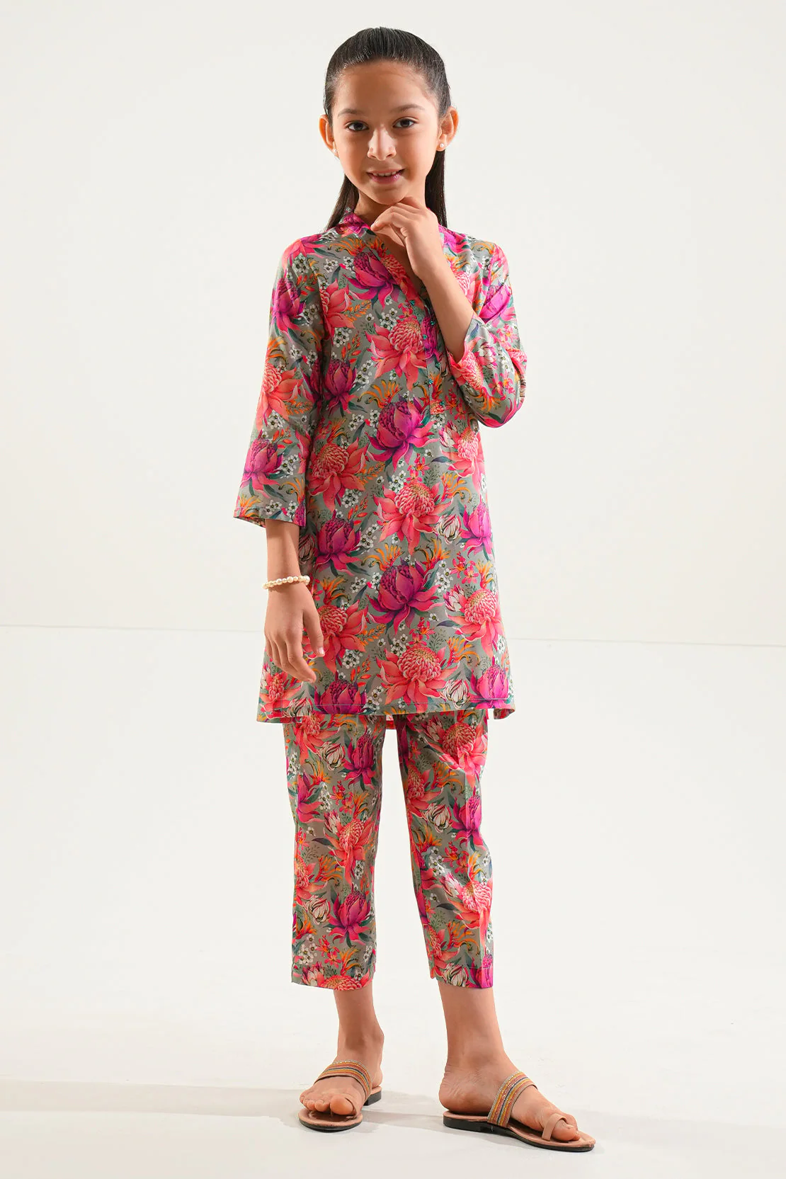Printed Arabic Premium Lawn Stitched 2 Piece (Shirt/Trouser) For Kids