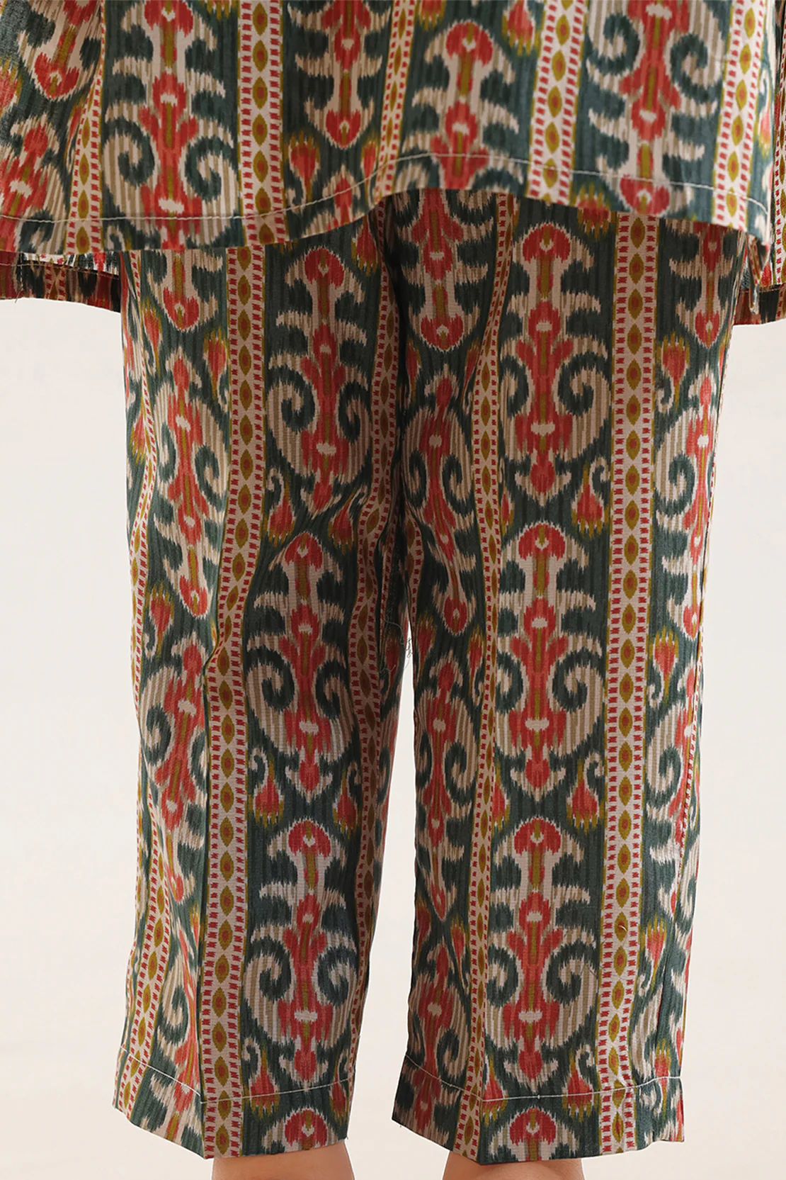 Printed Arabic Premium Lawn Stitched 2 Piece (Shirt/Trouser) For Kids - Image 5