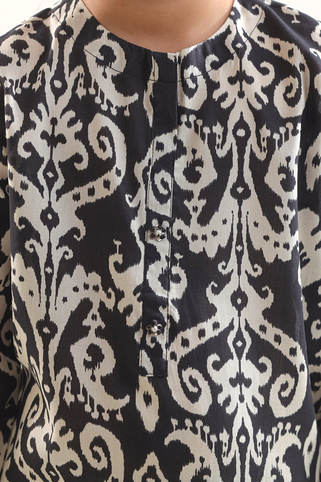 Printed Arabic Premium Lawn Stitched 2 Piece (Shirt/Trouser)  For Kids - Image 4