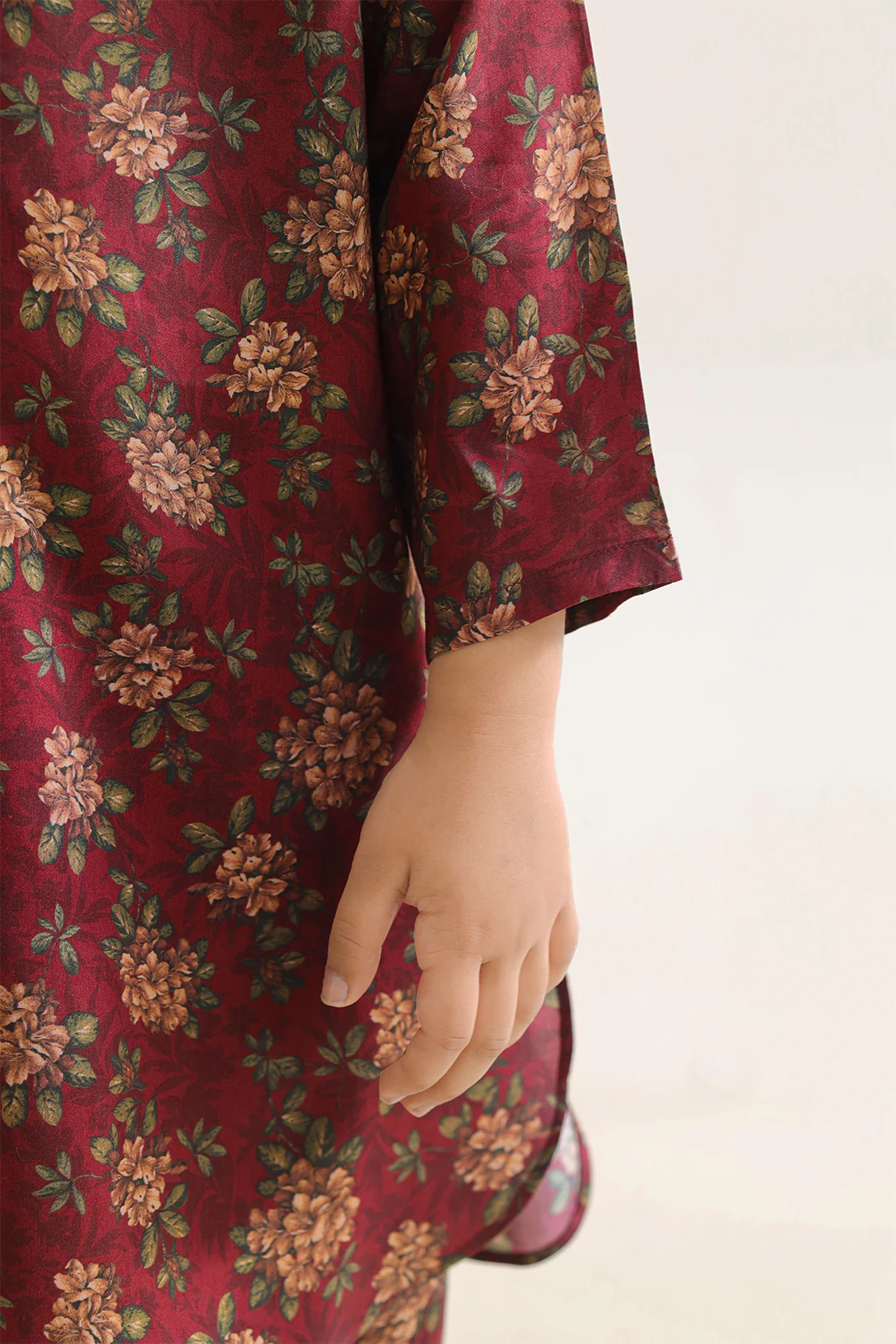 Printed Arabic Premium Lawn Stitched 2 Piece (Shirt/Trouser) For Kids - Image 4