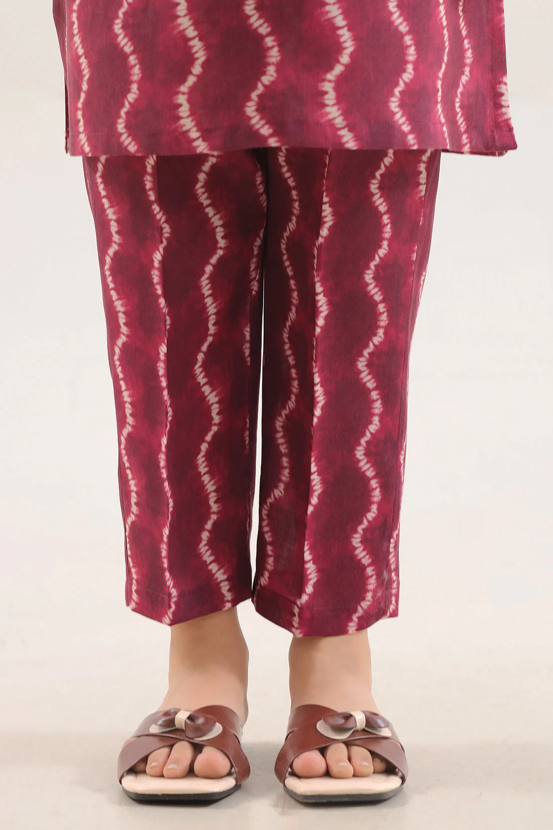 Printed Arabic Lawn Stitched 2 Piece (Shirt/Trouser) For Kids - Image 5