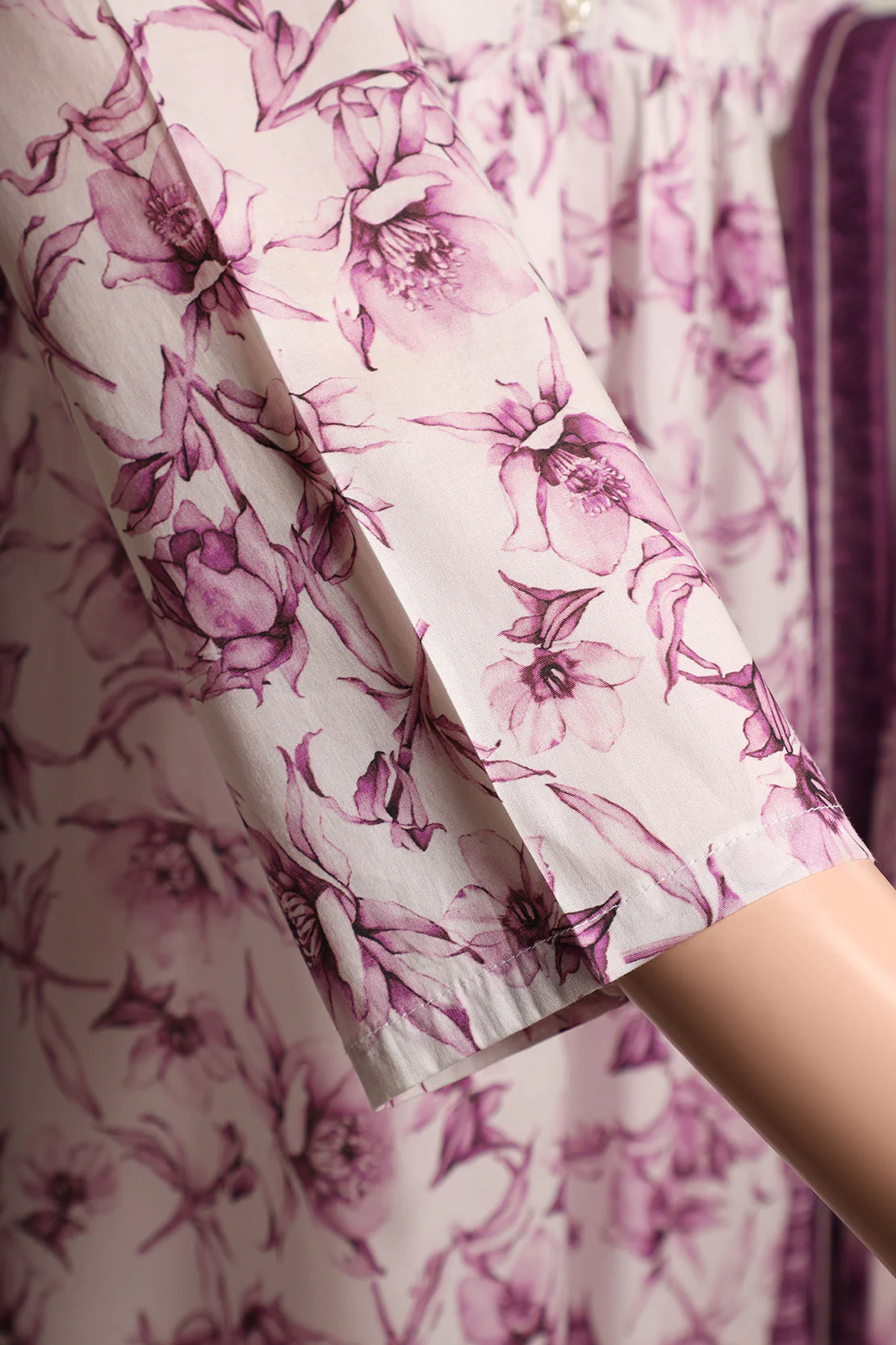 Printed Cambric Stitched 2 Piece (Shirt/Dupatta) - Image 4
