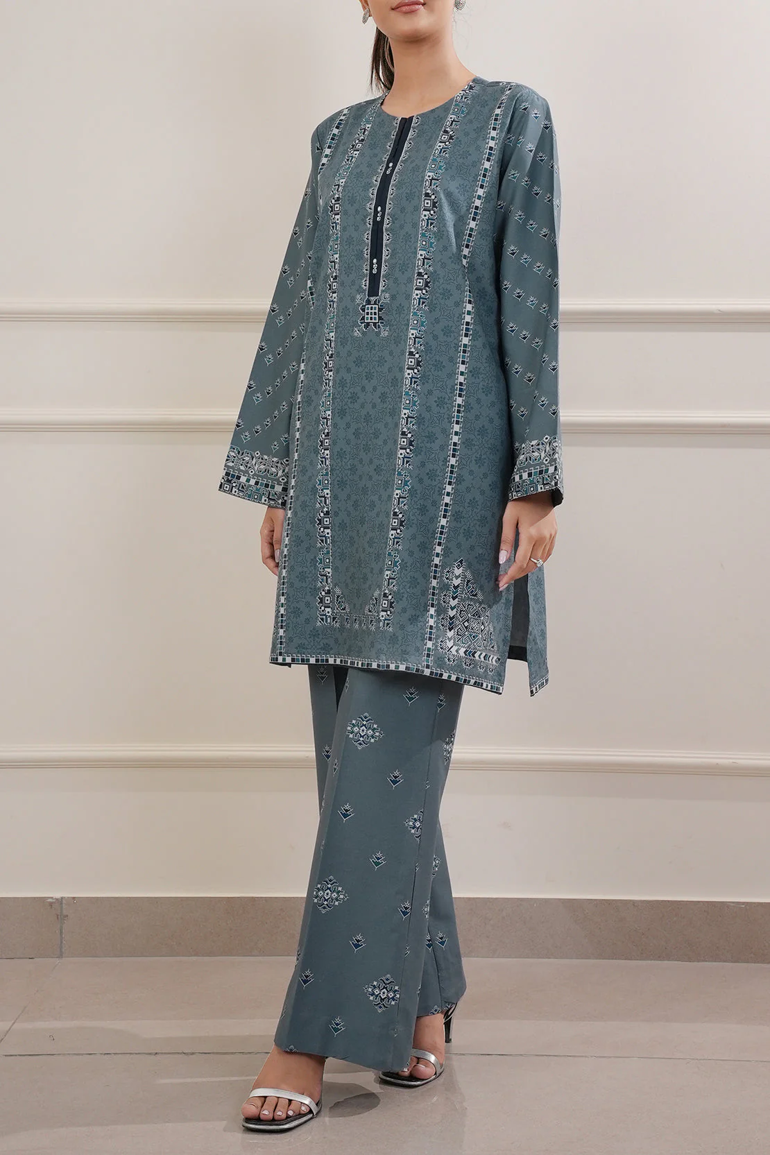 Printed Cotton Viscose Stitched 2 Piece (Shirt/Trouser) - Image 3