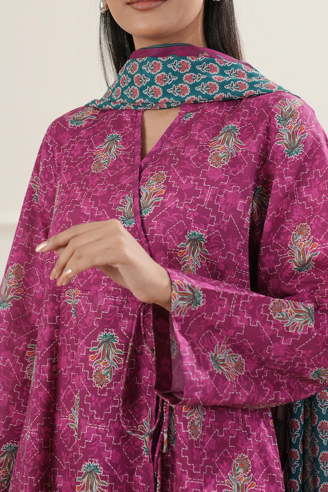 Printed Cotton Viscose Stitched 3 Piece - Image 5