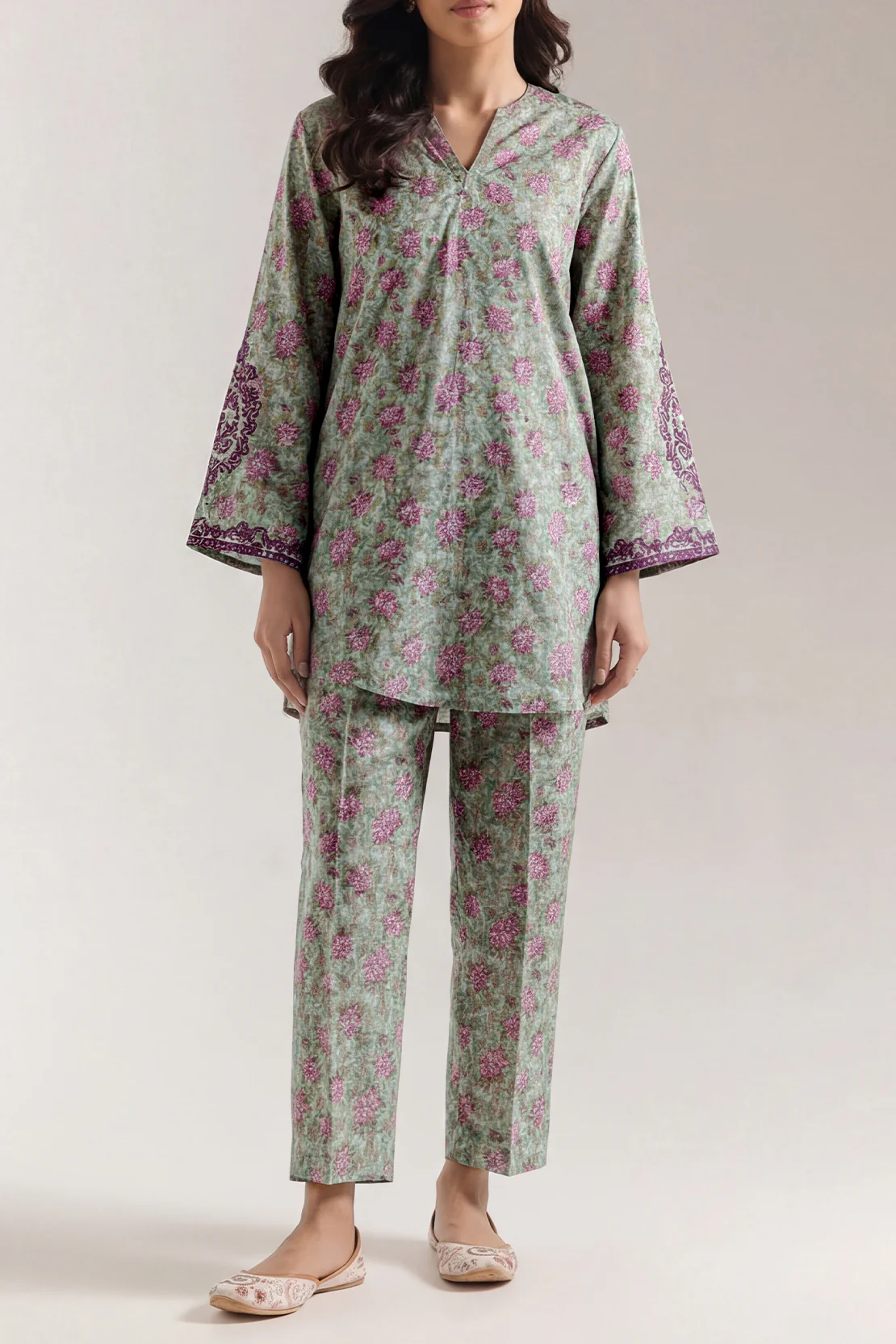 Printed Embroidered Arabic Lawn Stitched 2 Piece (Shirt/Trouser)