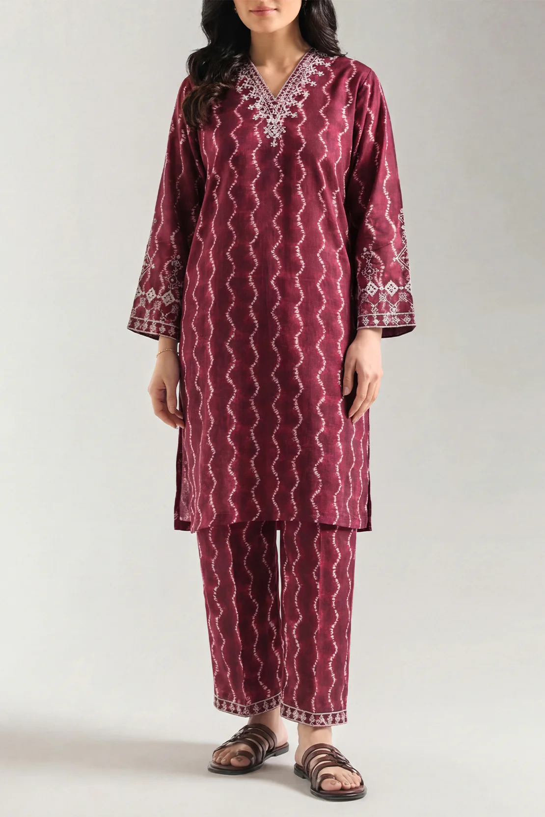 Printed Embroidered Arabic Lawn Stitched 2 Piece (Shirt/Trouser)