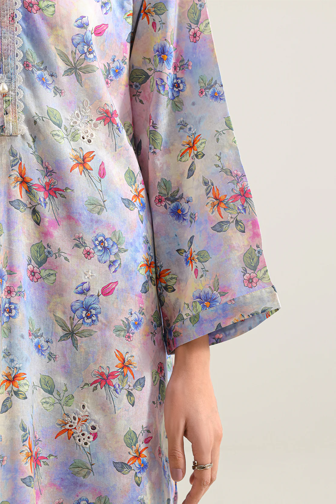 Printed Embroidered Arabic Premium Lawn Stitched 2 Piece (Shirt/Trouser) - Image 4