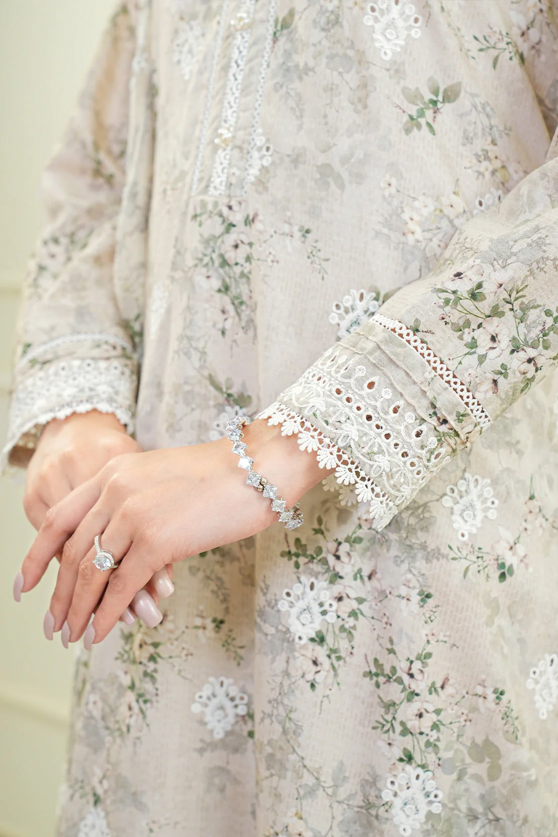 Printed Embroidered Cotton Jacquard Stitched 3 Piece - Image 9