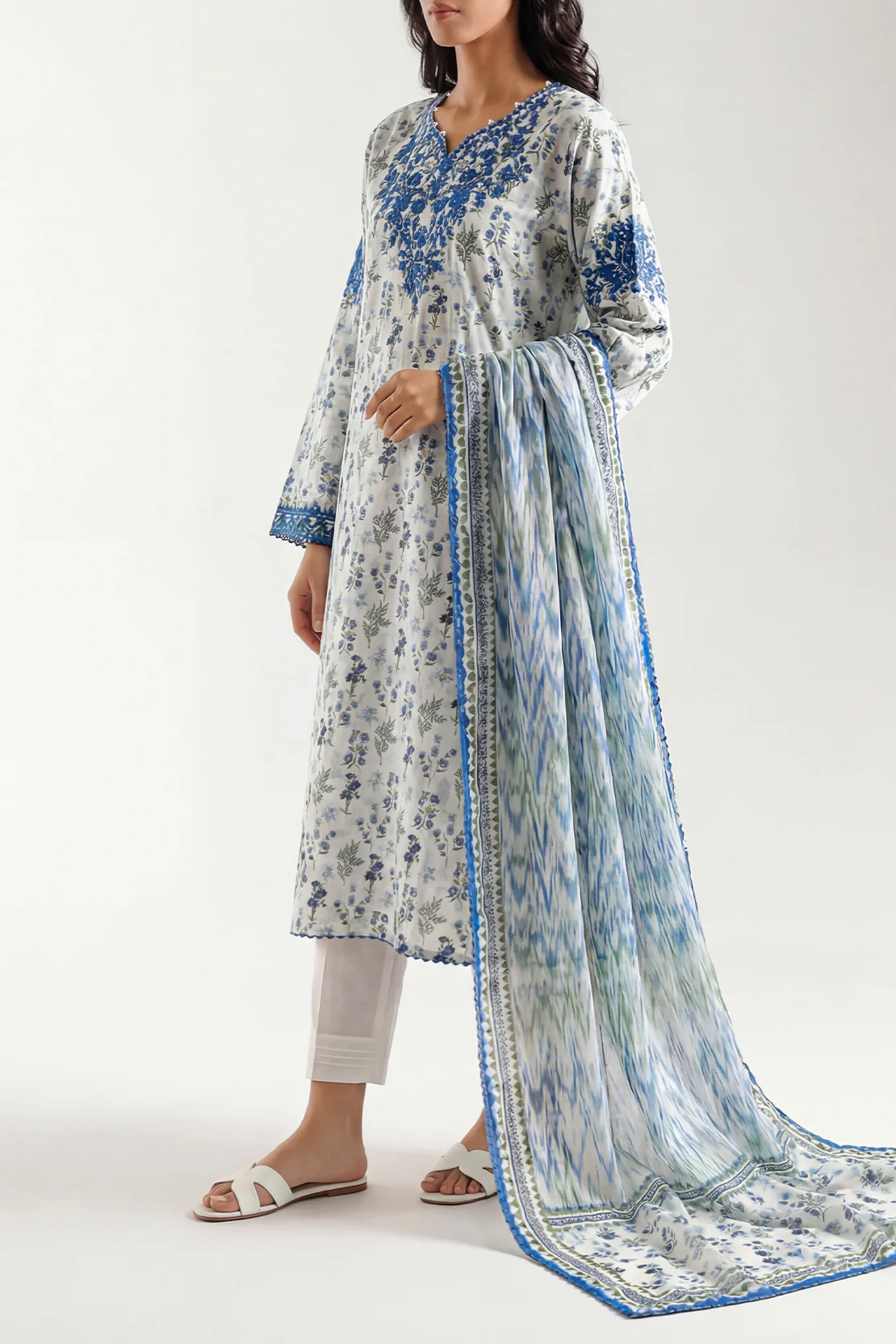 Printed Embroidered Cotton Jacquard Stitched 3 Piece With Chiffon Dupatta - Image 2