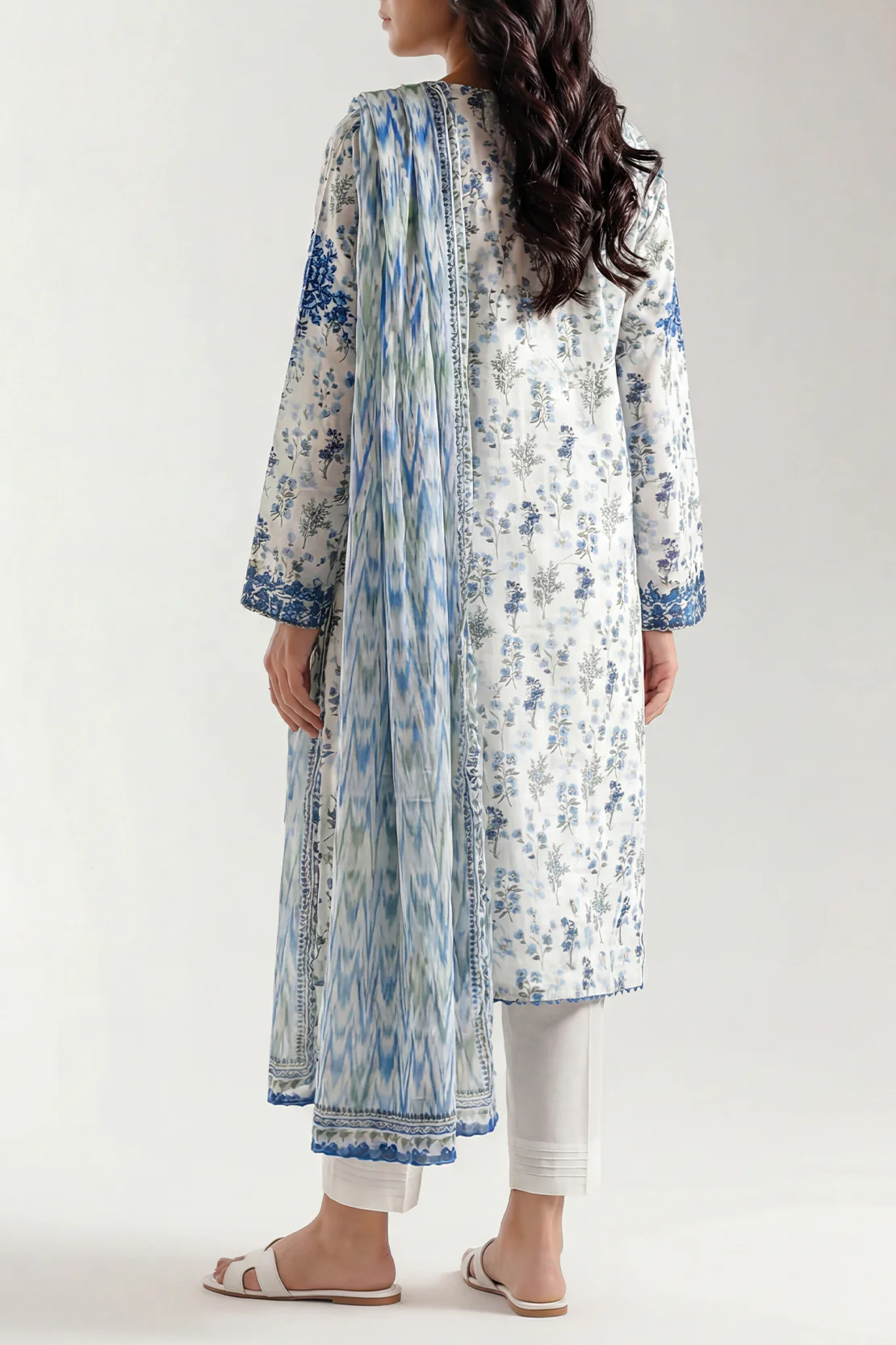 Printed Embroidered Cotton Jacquard Stitched 3 Piece With Chiffon Dupatta - Image 4