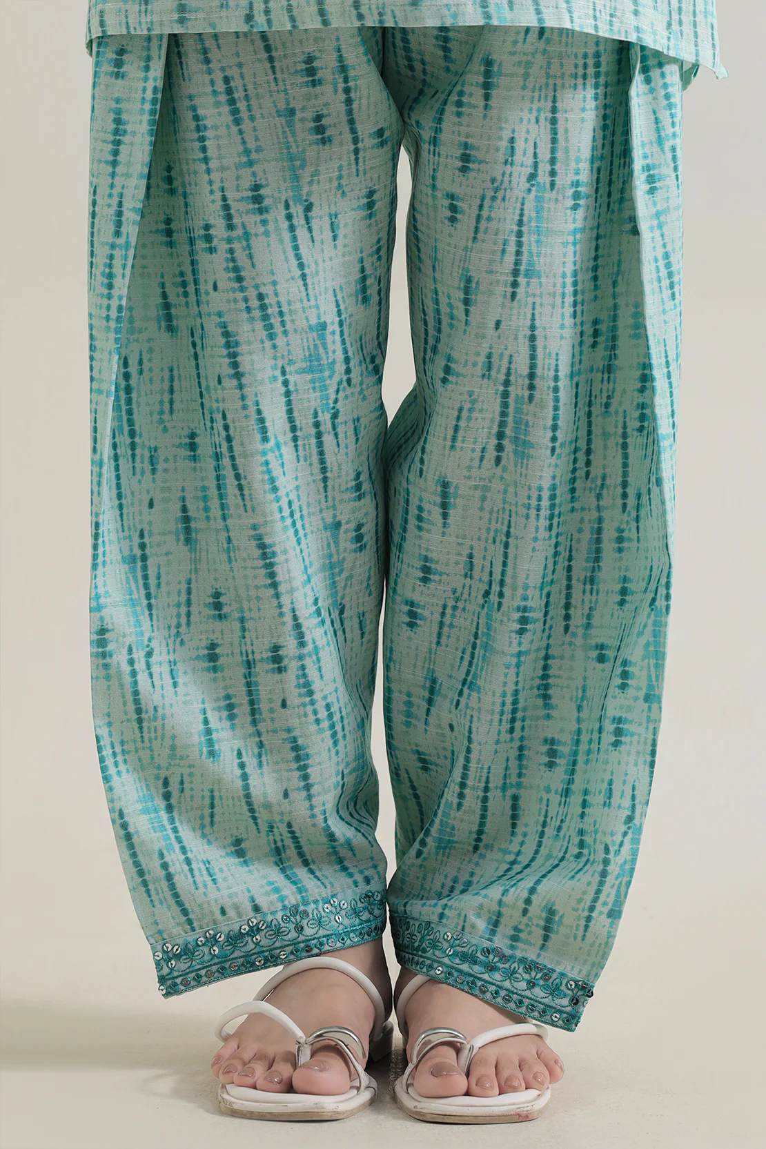 Printed Embroidered Khaddar Stitched 2 Piece (Shirt/Trouser) - Image 5