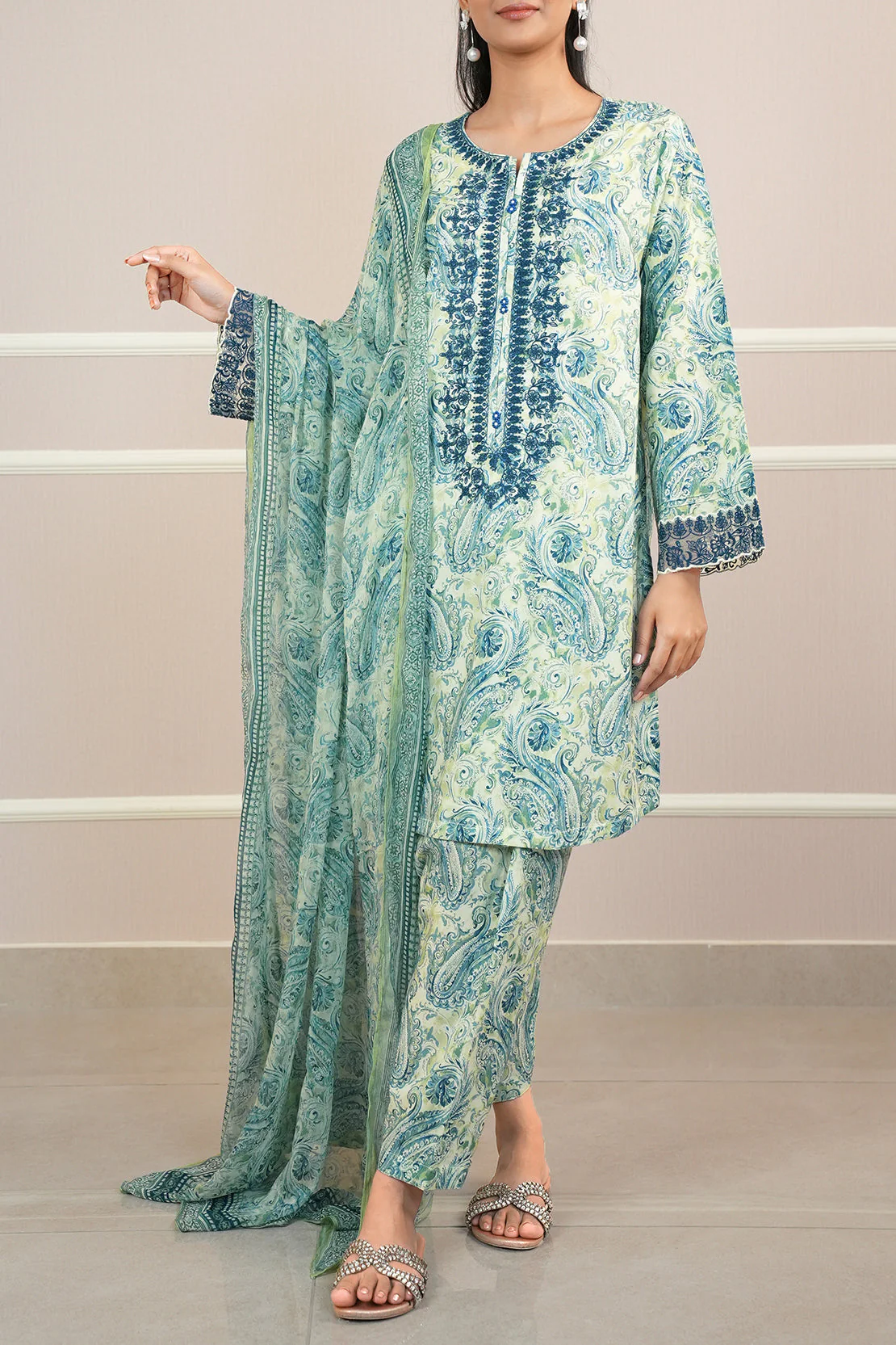 Printed Embroidered Lawn Stitched 2 Piece (Shirt/Dupatta) - Image 3