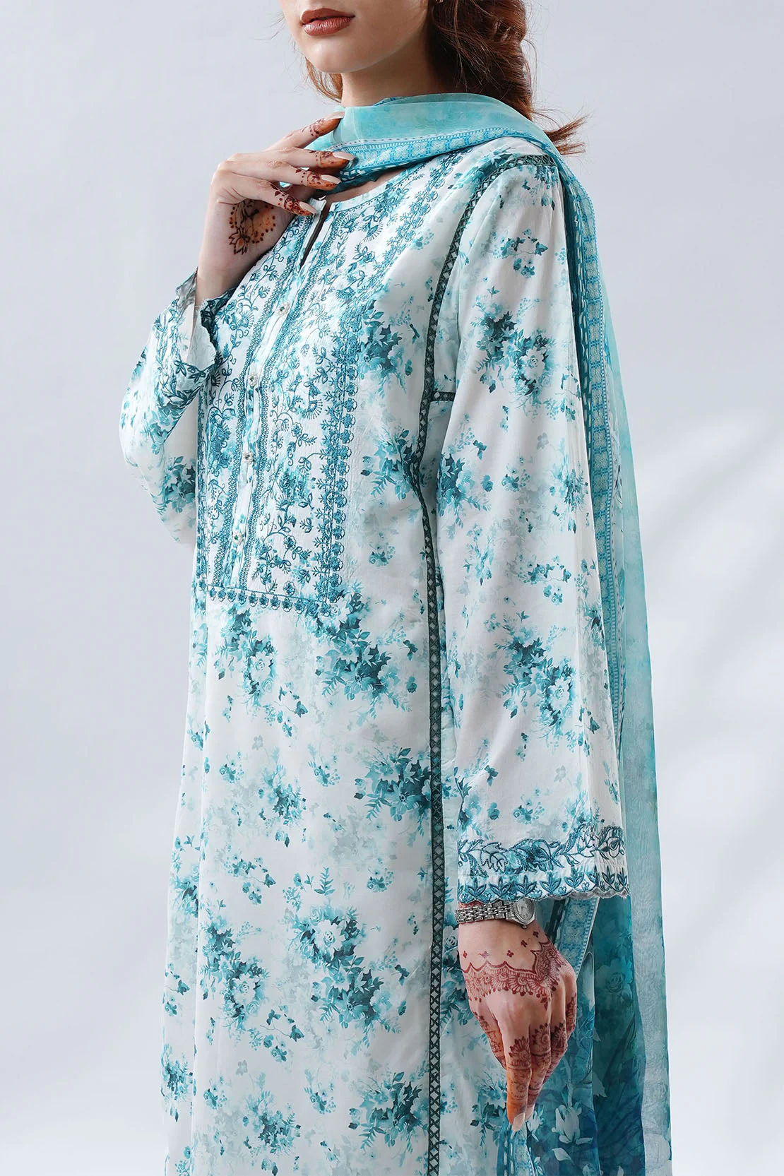 Printed Embroidered Lawn Stitched 2 Piece (Shirt/Dupatta) - Image 4