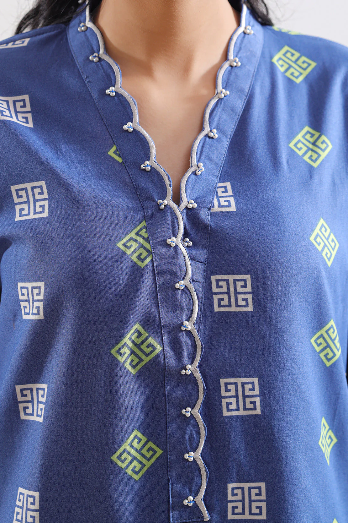 Printed Embroidered Lawn Stitched 2 Piece (Shirt/Trouser) - Image 4