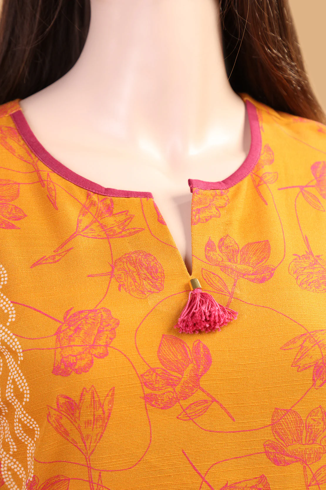 Unstitched Printed Khaddar 3 Piece - Image 3