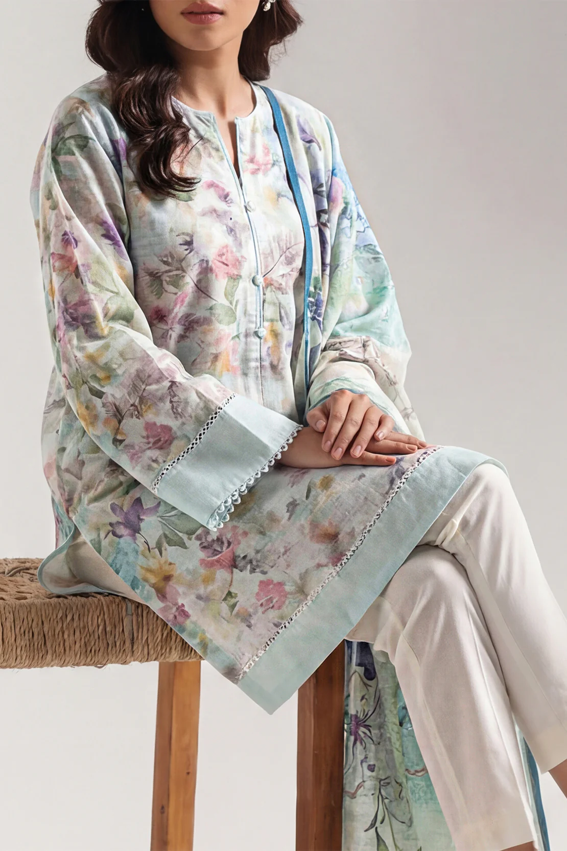 Printed Khaddar Stitched 2 Piece Shirt/Dupatta - Image 4