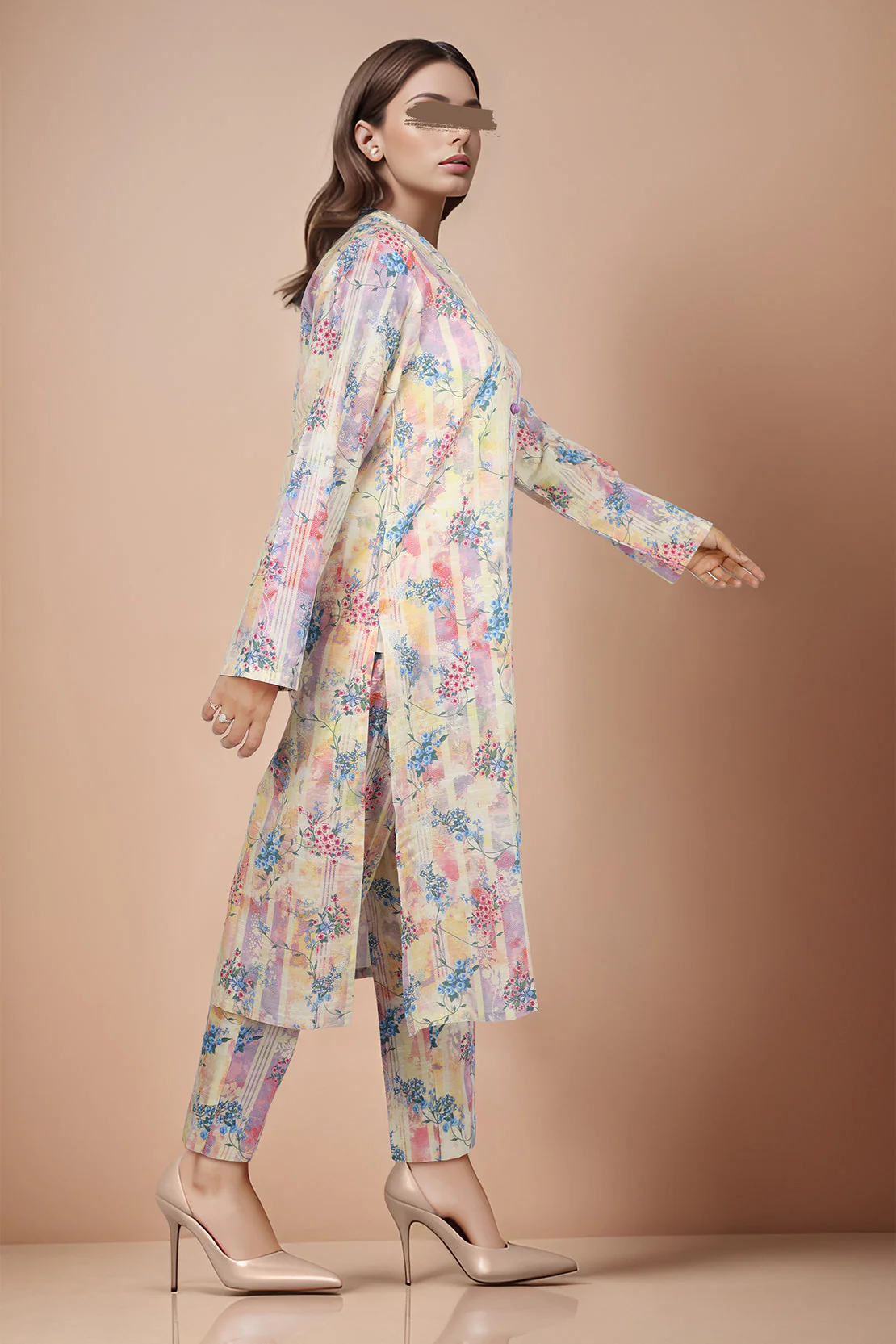 Printed Khaddar Stitched 2 Piece (Shirt/Trouser) - Image 2