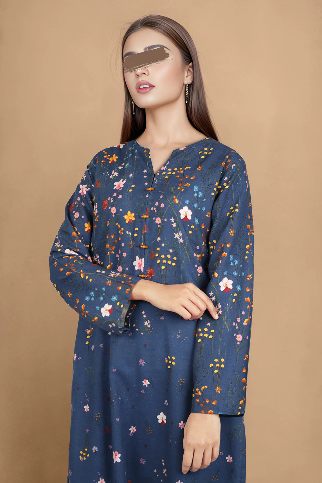 Printed Khaddar Stitched 2 Piece (Shirt/Trouser) - Image 3