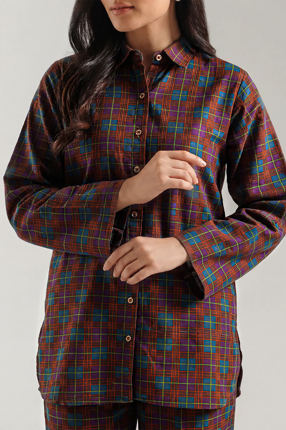 Printed Khaddar Stitched 2 Piece (Shirt/Trouser) - Image 2