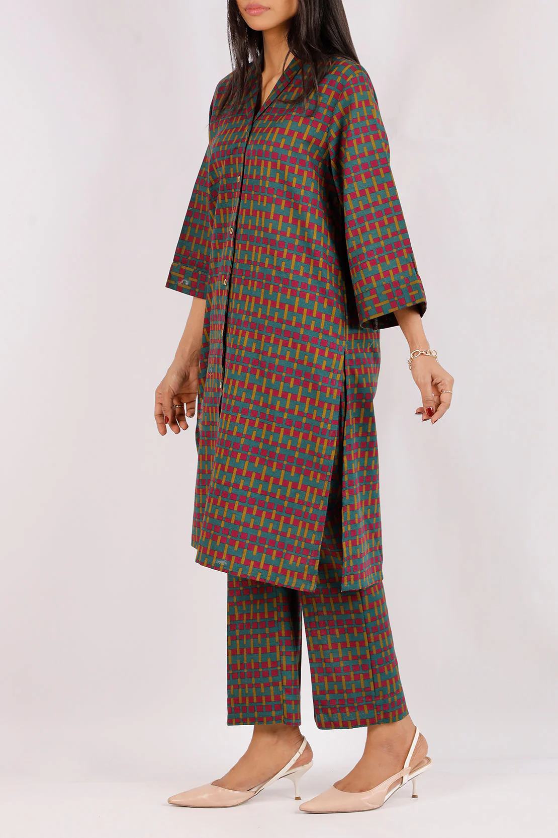 Printed Khaddar Stitched 2 Piece (Shirt/Trouser) - Image 2