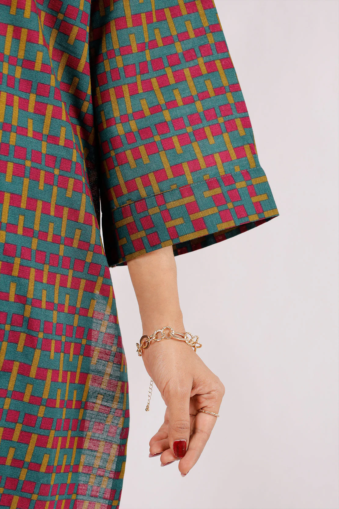 Printed Khaddar Stitched 2 Piece (Shirt/Trouser) - Image 7