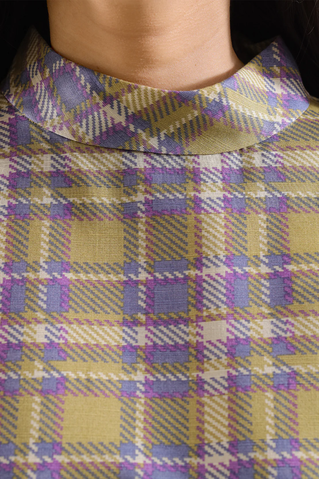 Printed Khaddar Stitched 2 Piece (Shirt/Trouser) - Image 4