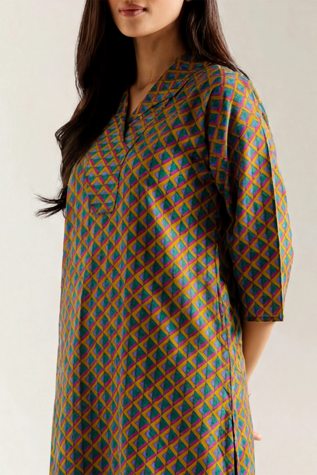 Printed Khaddar Stitched 2 Piece (Shirt/Trouser) - Image 3