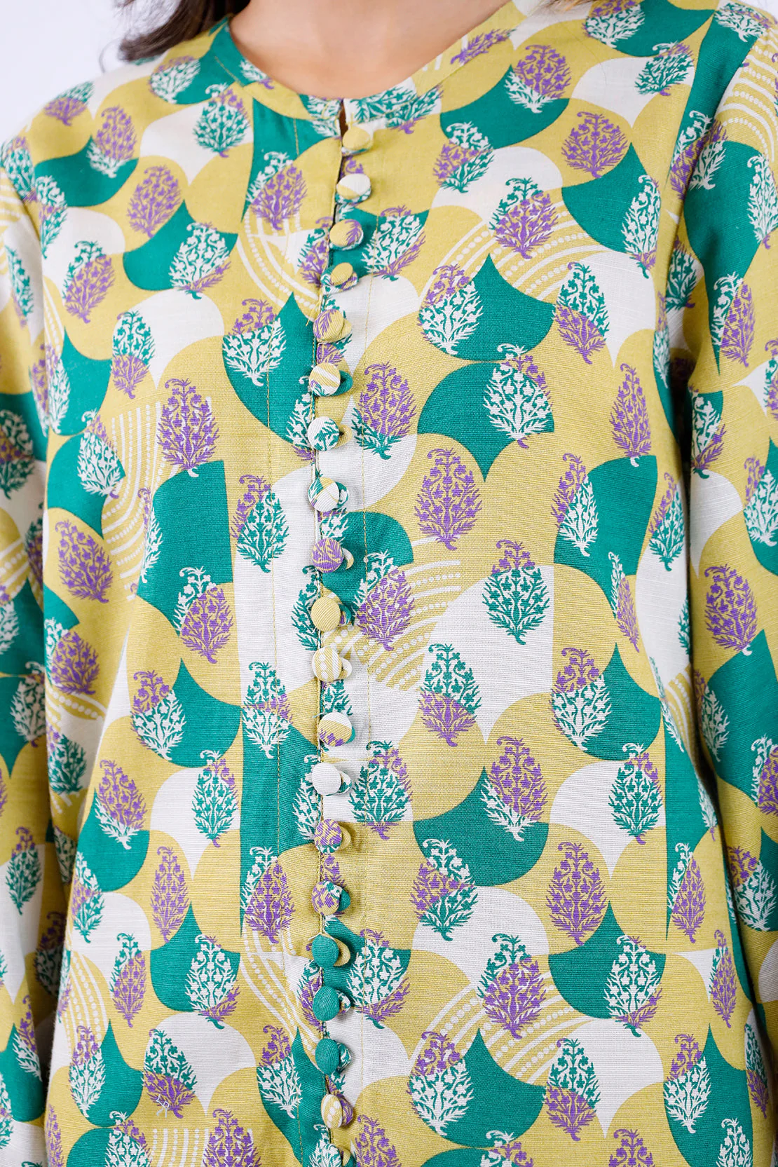 Printed Khaddar Stitched 2 Piece (Shirt/Trouser) - Image 4