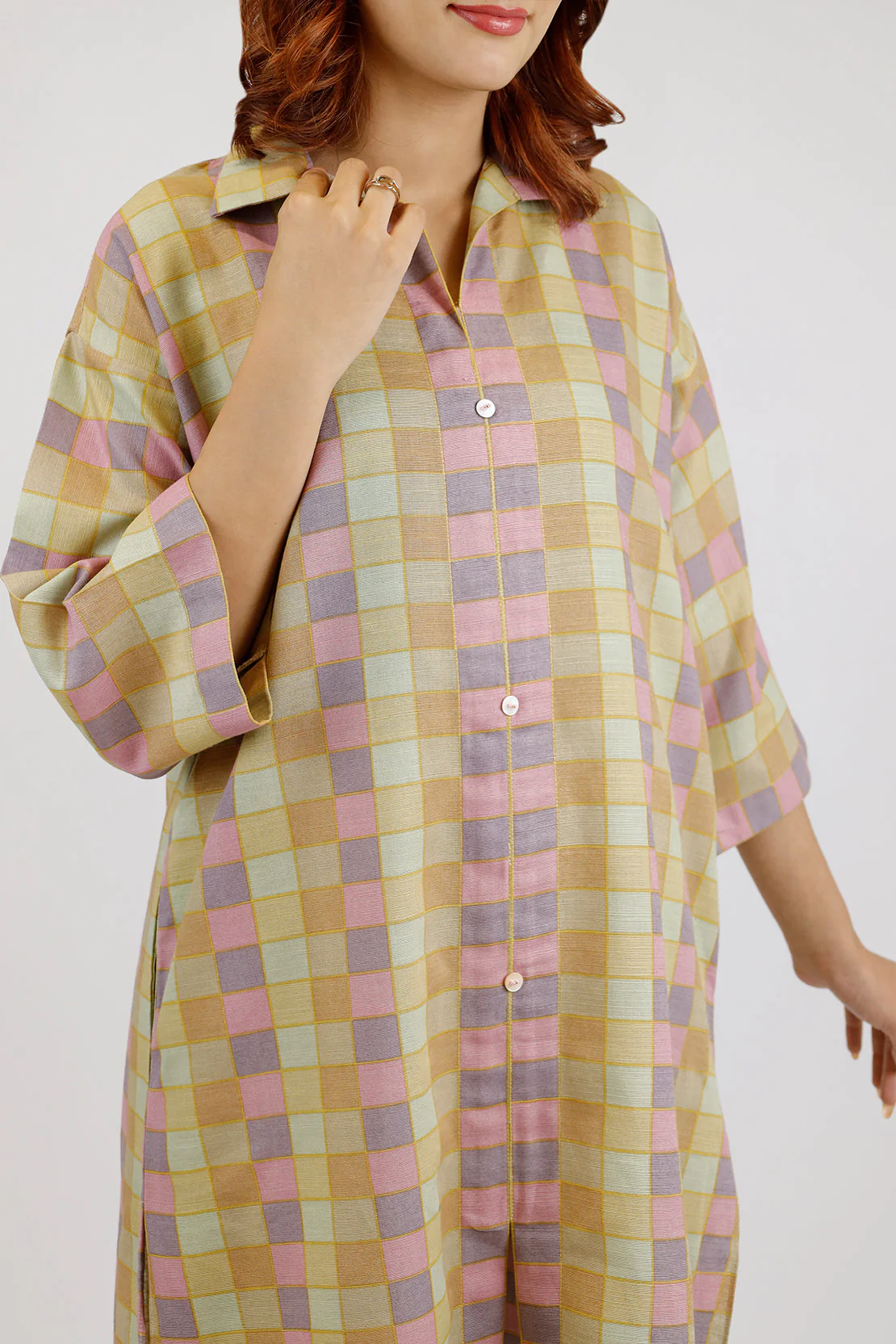 Printed Khaddar Stitched 2 Piece (Shirt/Trouser) - Image 4