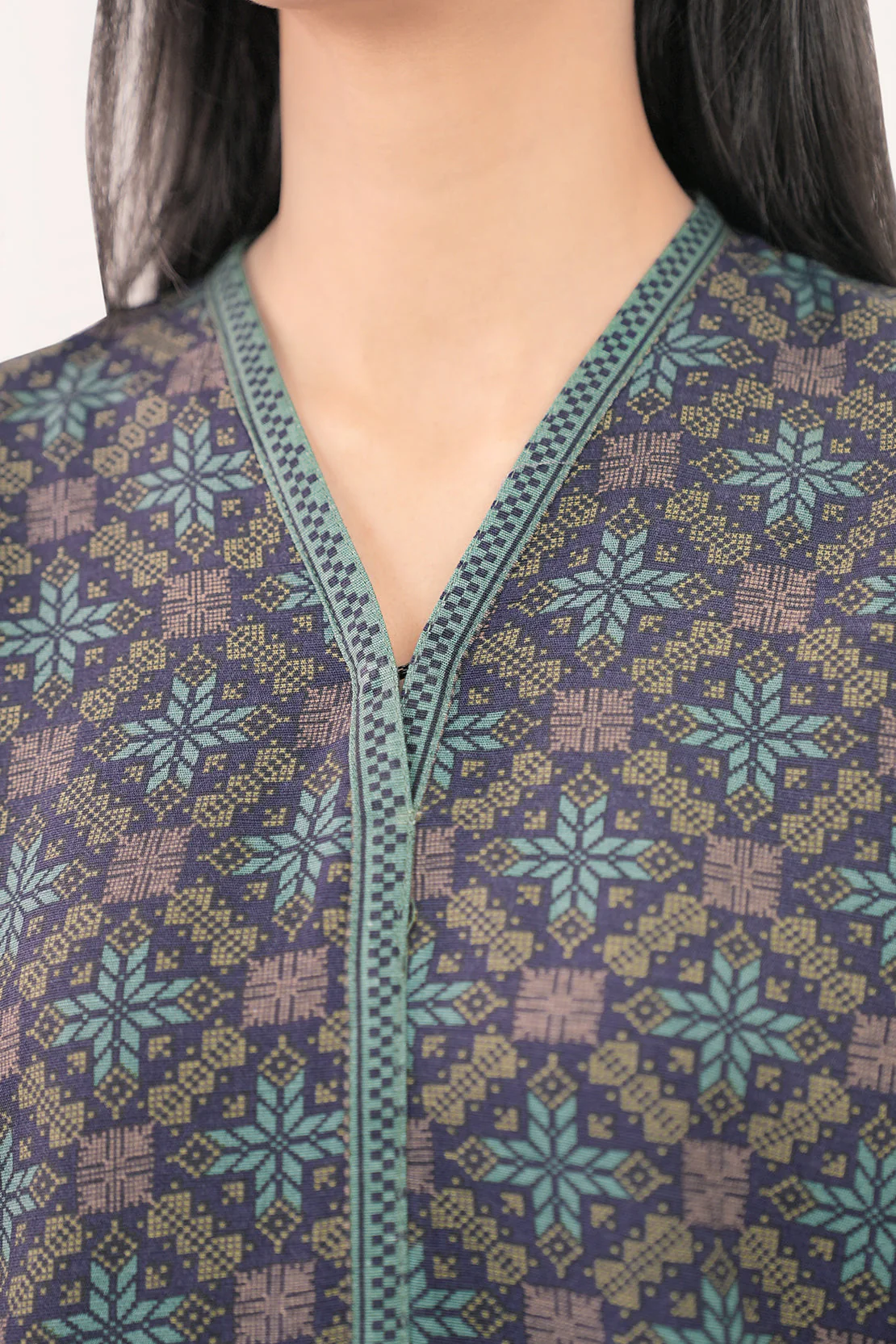 Printed Khaddar Stitched 2 Piece (Shirt/Trouser) - Image 4