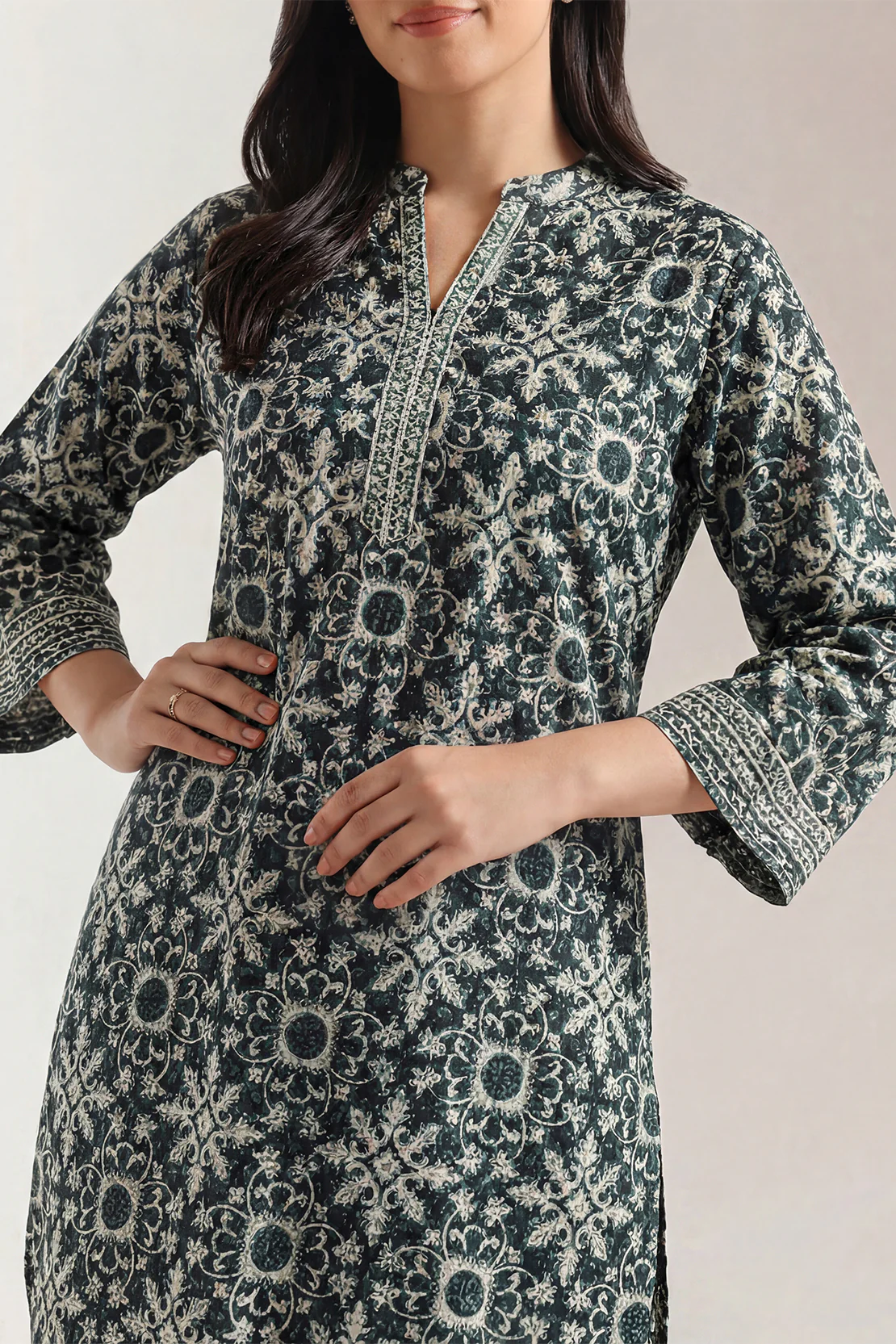 Printed Khaddar Stitched 2 Piece (Shirt/Trouser) - Image 3