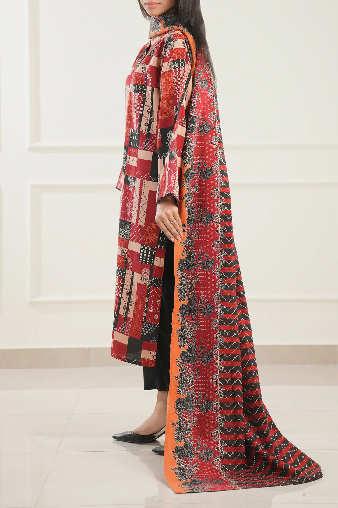 Printed Khaddar Stitched 2 Piece (Shirt/Trouser) - Image 2