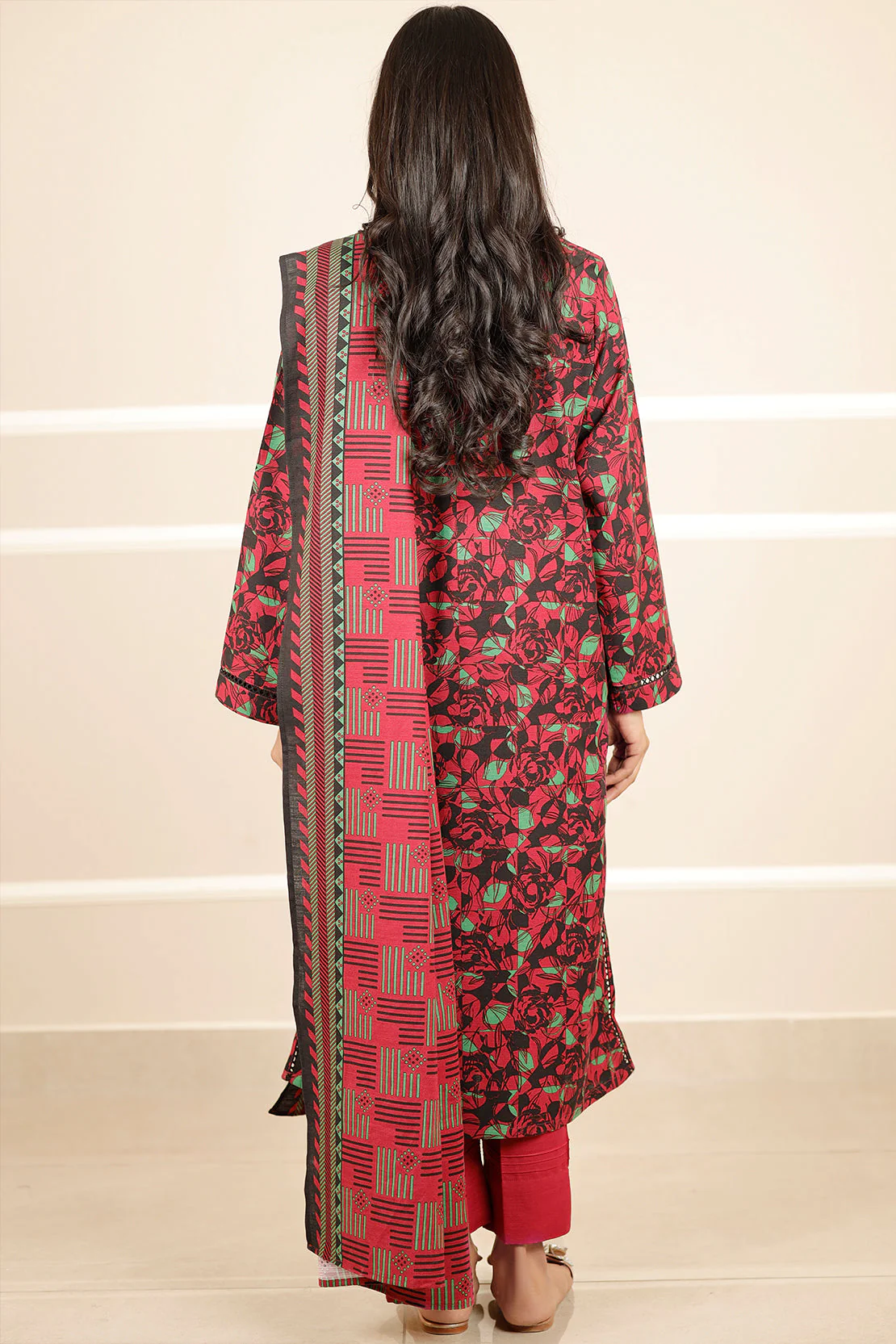 Printed Khaddar Stitched 2 Piece (Shirt/Trouser) - Image 4