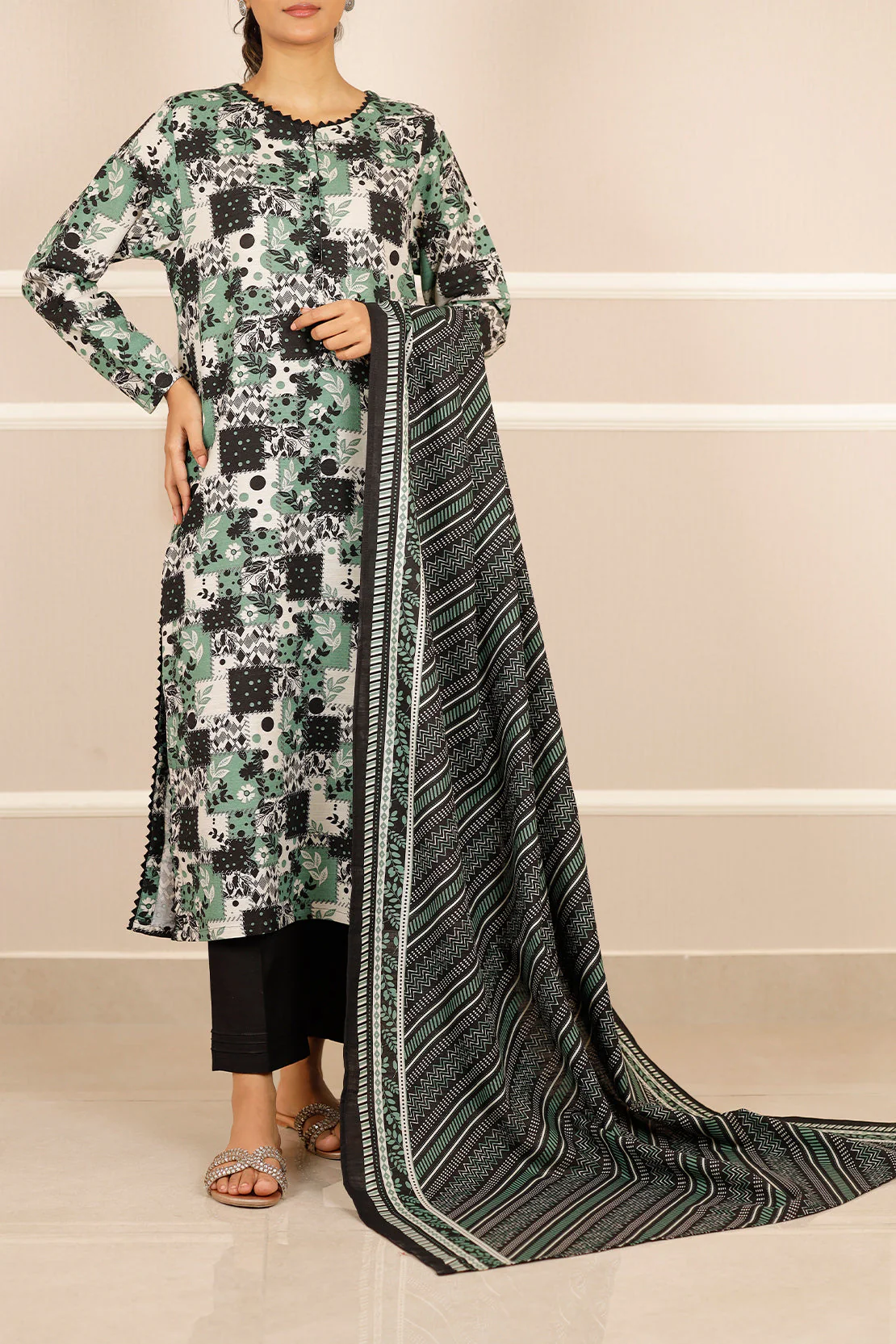 Printed Khaddar Stitched 2 Piece (Shirt/Trouser) - Image 6
