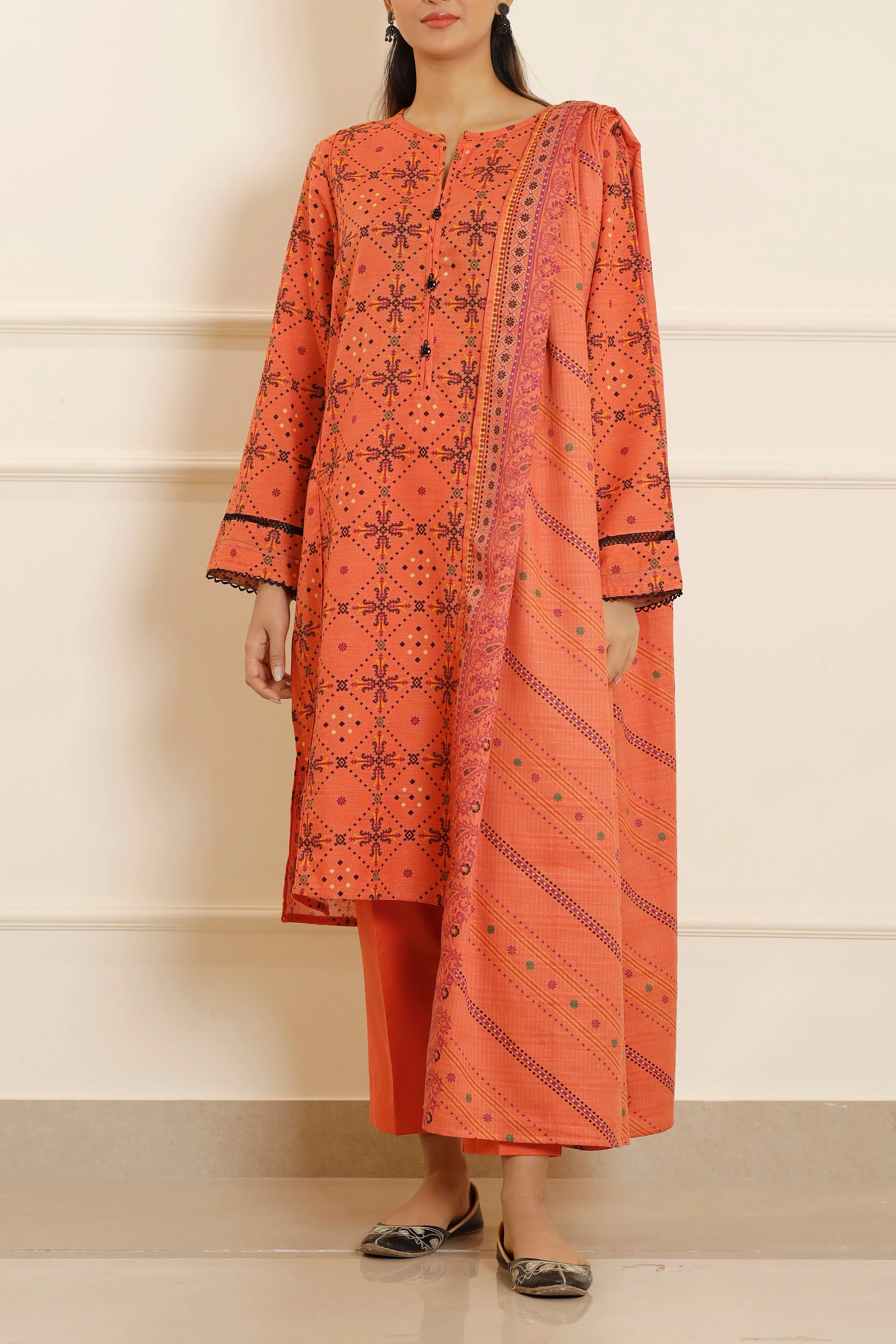 Printed Khaddar Stitched 2 Piece (Shirt/Trouser) - Image 3